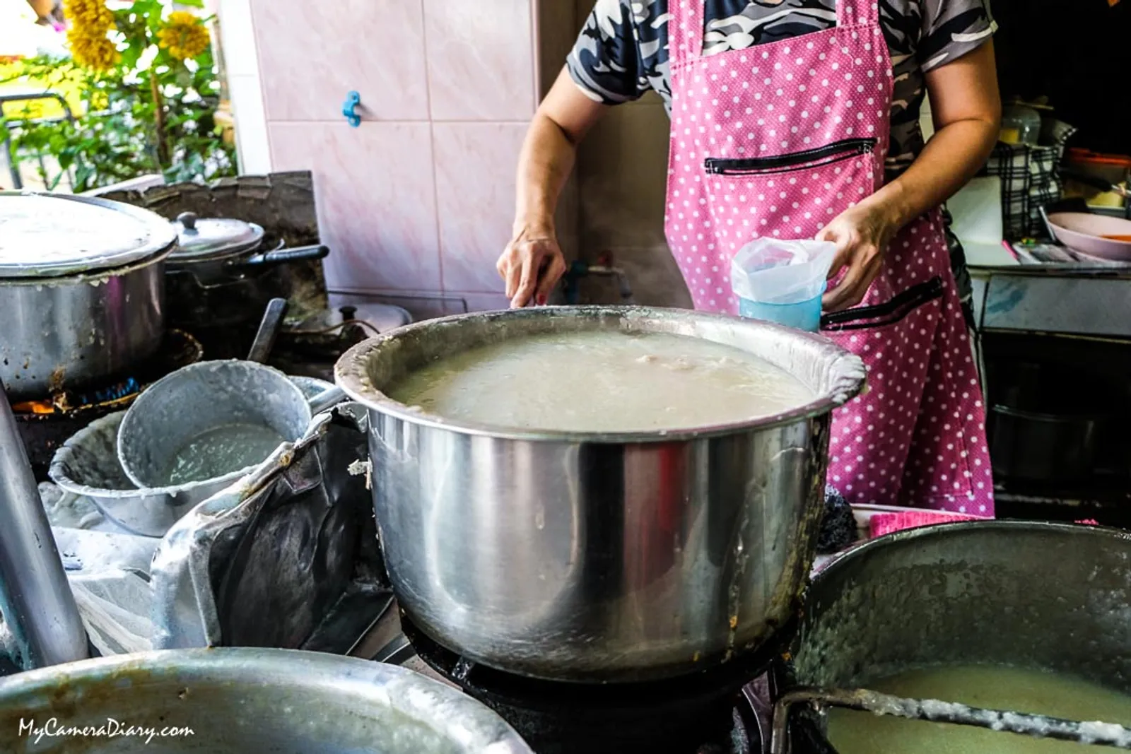 Sejarah dan Fakta Jok, Bubur Khas Tiongkok yang Populer di Thailand