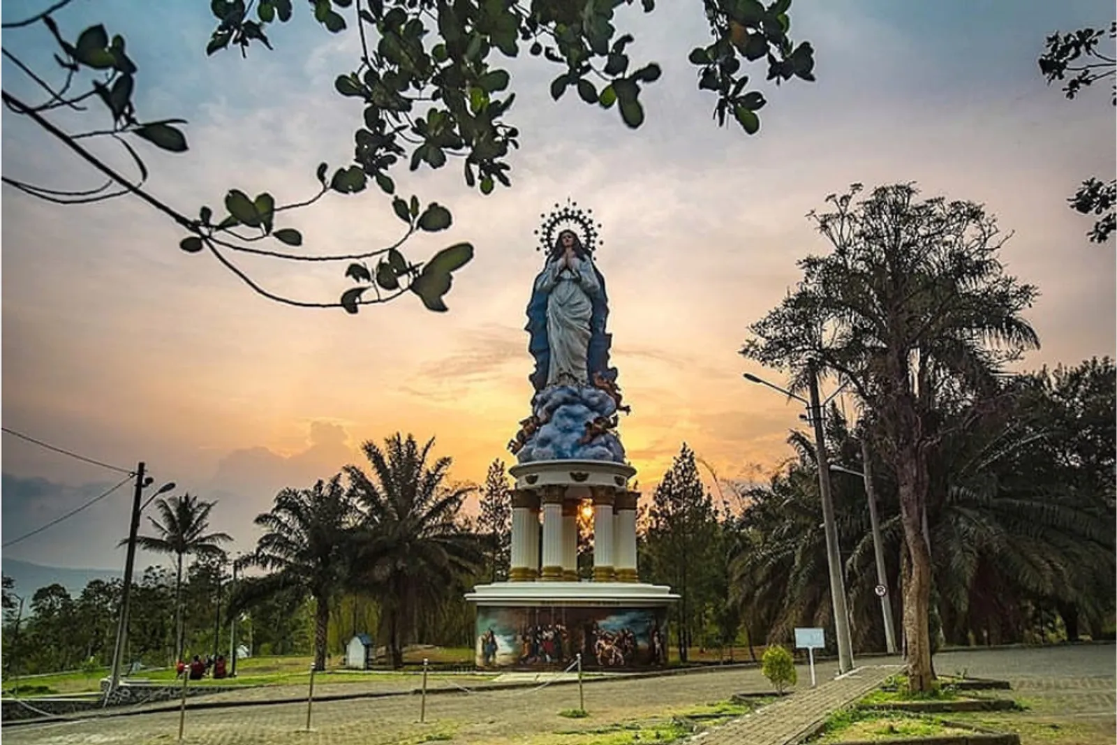 Pesona Gua Maria Kerep Ambarawa, Destinasi Spiritual di Semarang