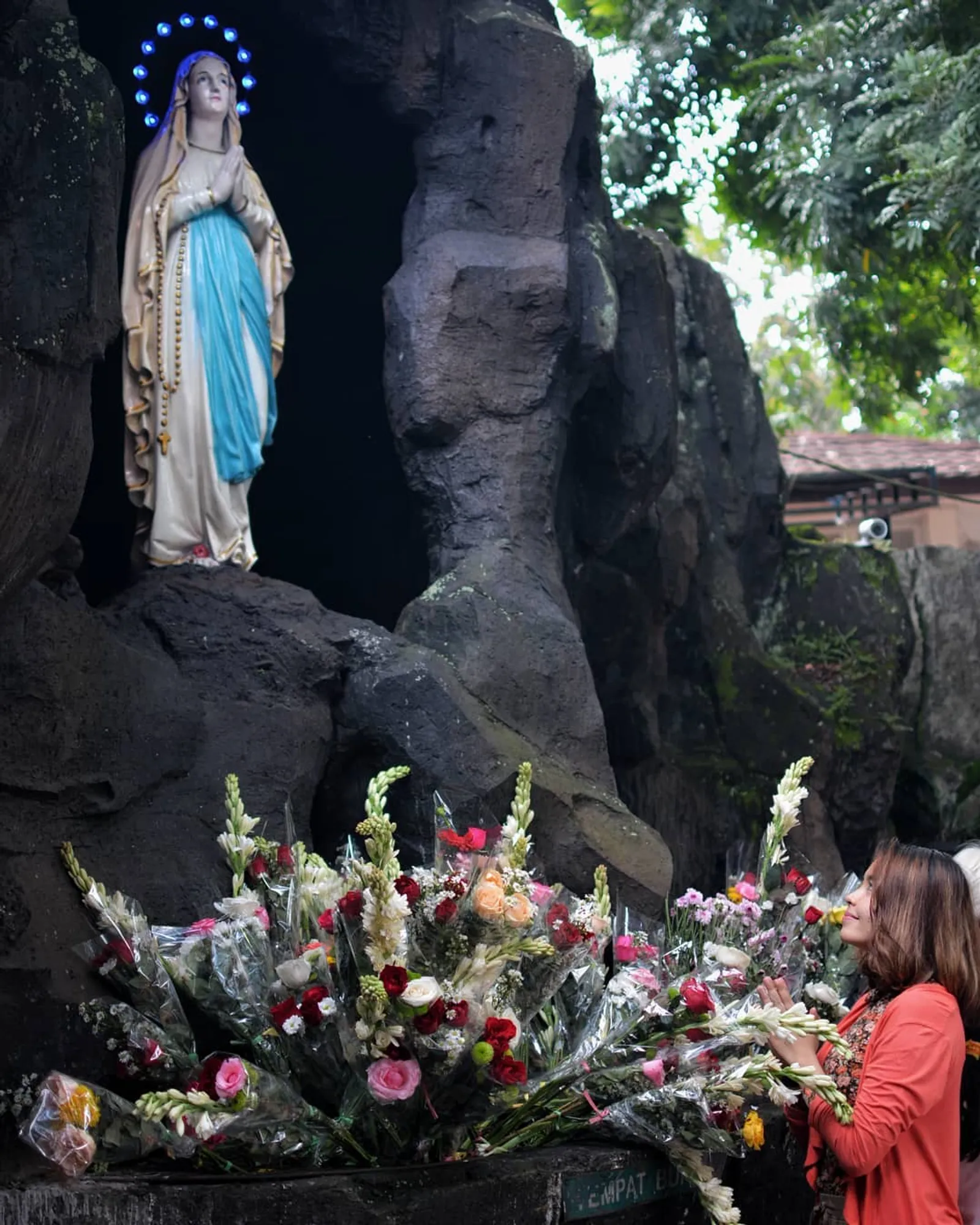 Pesona Gua Maria Kerep Ambarawa, Destinasi Spiritual di Semarang