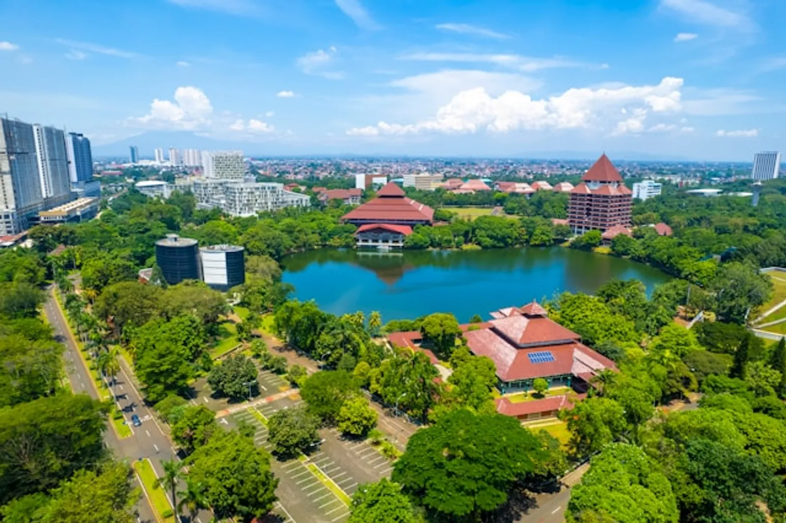 10 Universitas Tertua di Indonesia, Ada yang Berumur Lebih dari 1 Abad