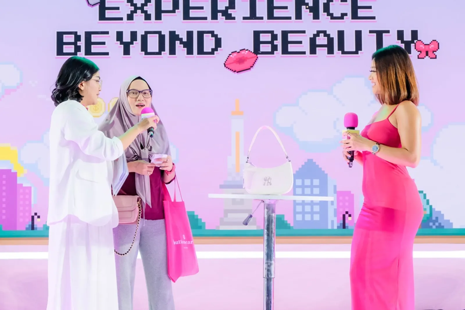 Serunya BFA Lelang di BeautyFest Asia Yogyakarta 2024 Hari Kedua