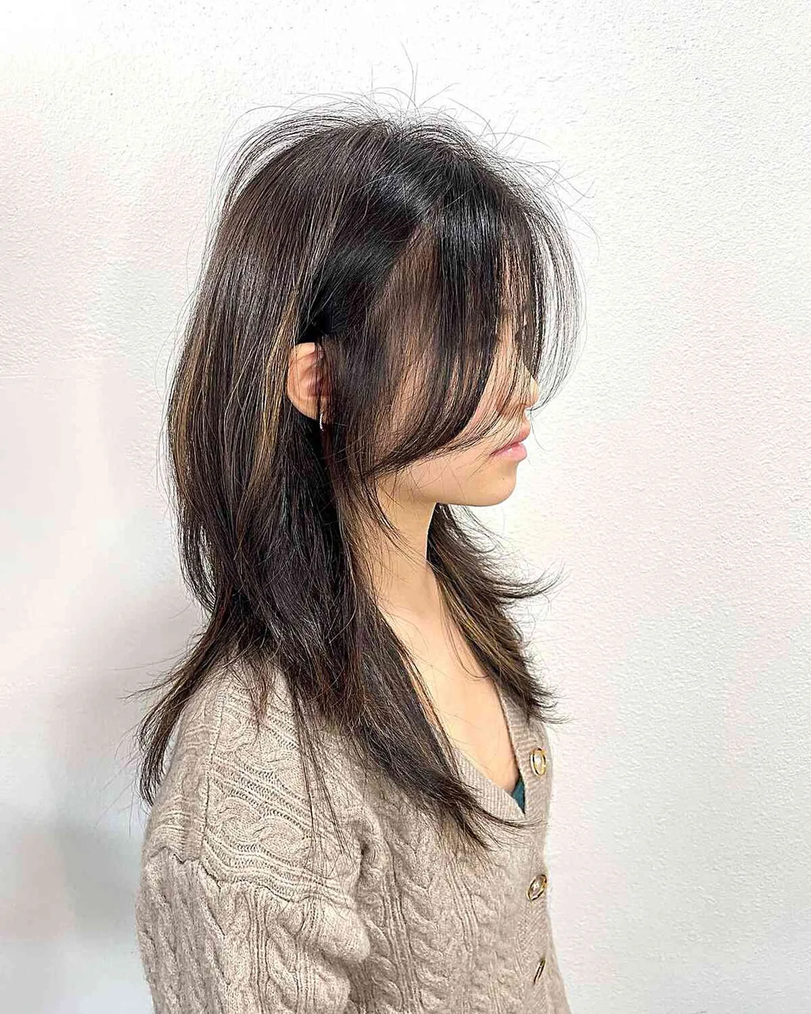 8 Model Rambut Hush Cut, Variasi Rambut Layer Terbaru!