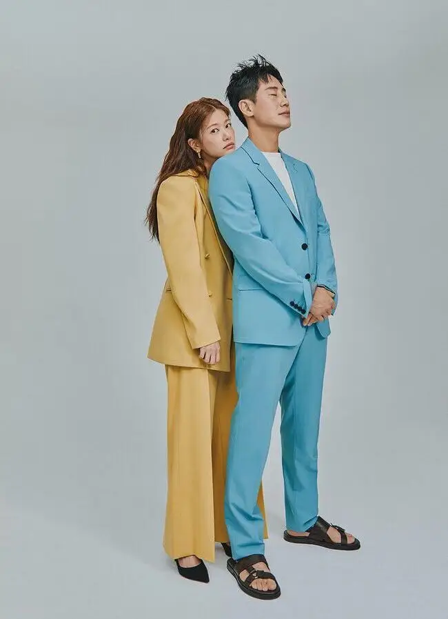 7 Ide Outfit buat Foto Studio Couple Makin Seru!