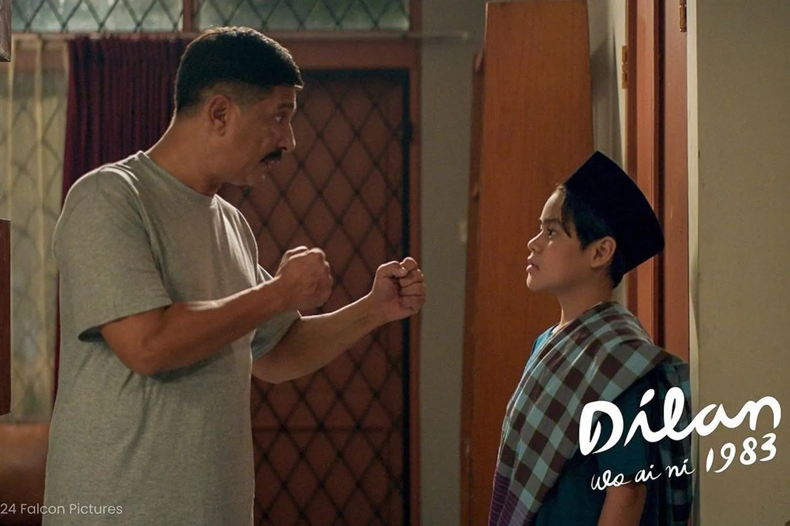 5 Parent-Child Relationship yang Diajarkan dari 'Dilan 1983: Wo Ai Ni'