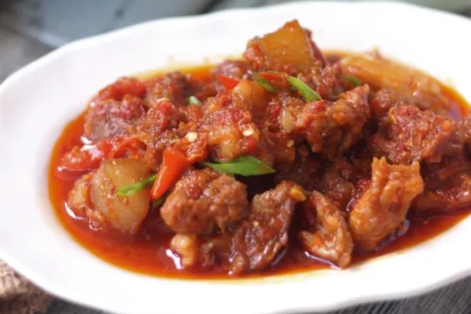 3 Resep Oseng Mercon Daging Sapi yang Pedas tapi Nikmat