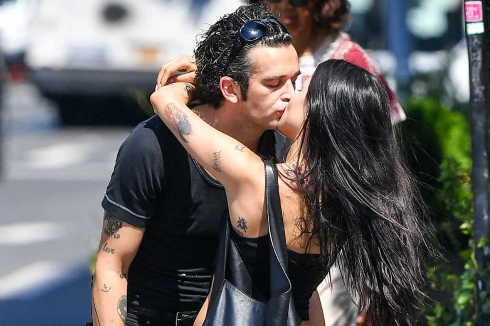 5 Fakta Pertunangan Matty Healy dan Gabbriette Bechtel