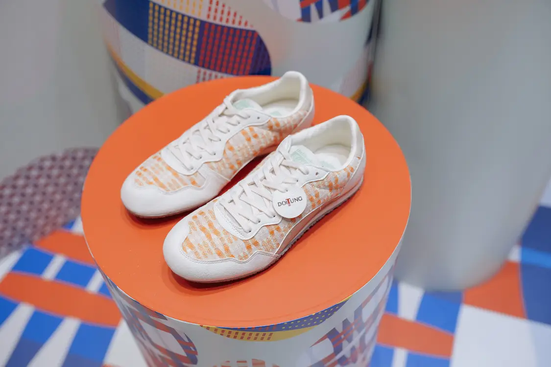 Onitsuka Tiger Kolaborasi dengan DoiTung di Koleksi Spring Summer 2024