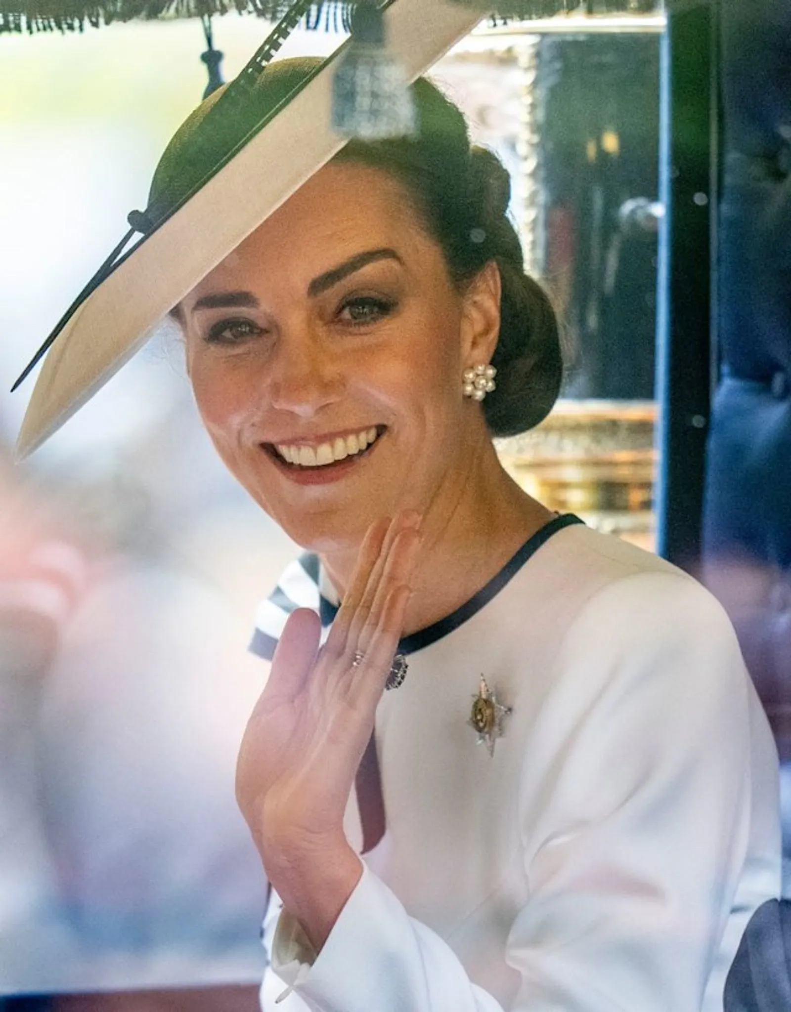 8 Potret Kemunculan Kate Middleton Usai Divonis Sakit Kanker