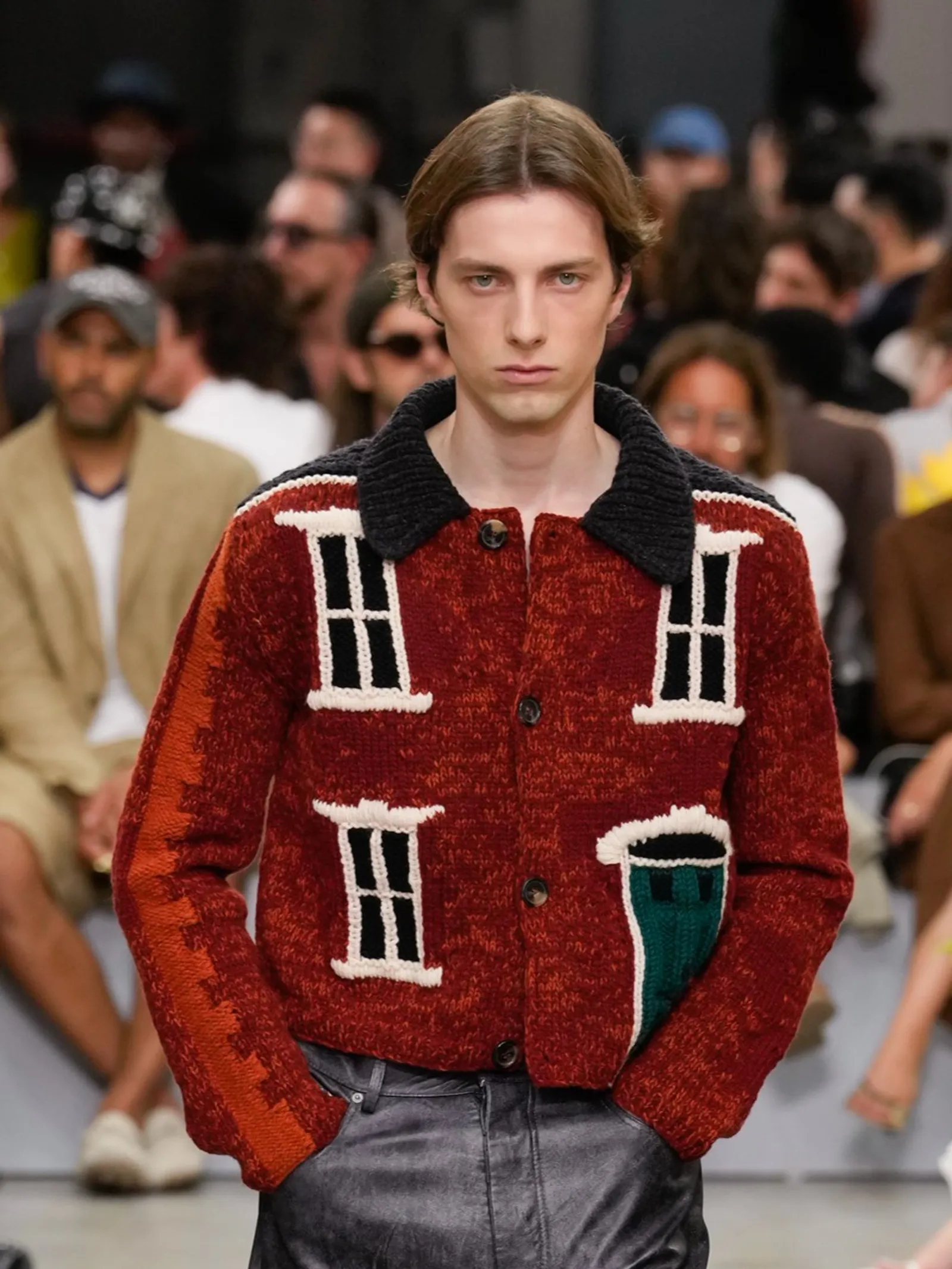 Keunikan Imajinasi Desain di JW Anderson Men’s Spring/Summer 2025