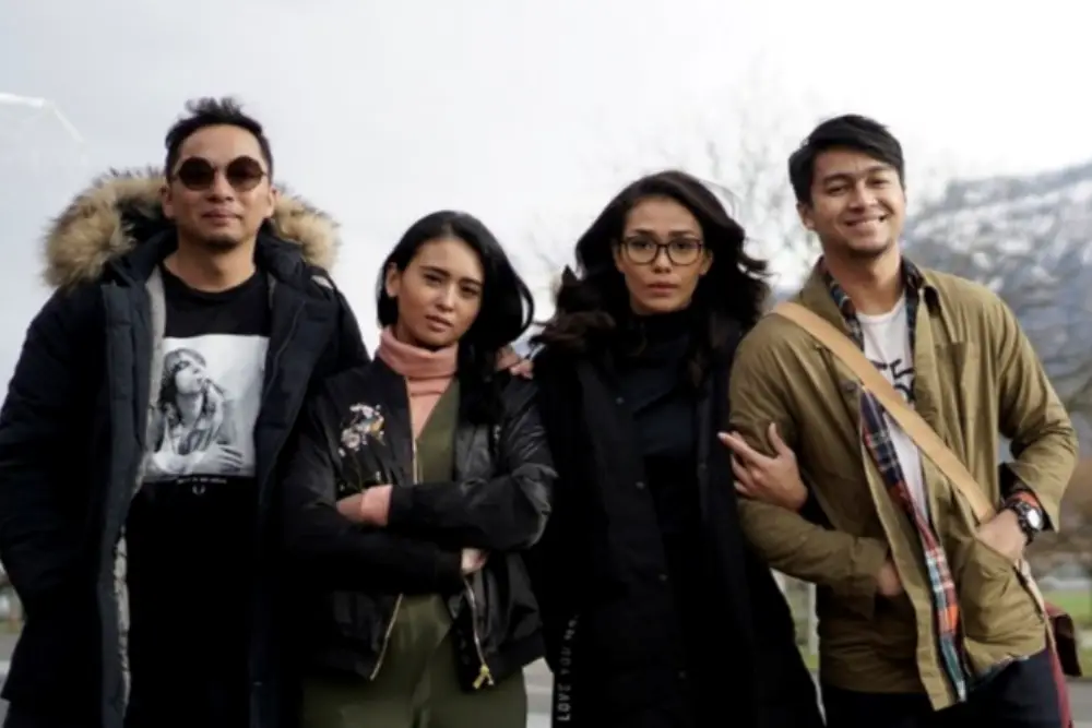 12 Film Indonesia tentang Perselingkuhan, Bikin Gregetan!