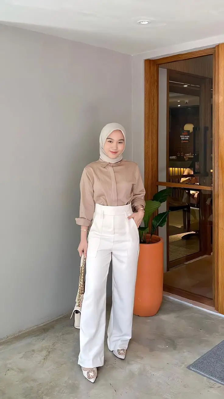 7 Inspirasi OOTD High Waist Kulot, Tampil Modis dan Stylish!