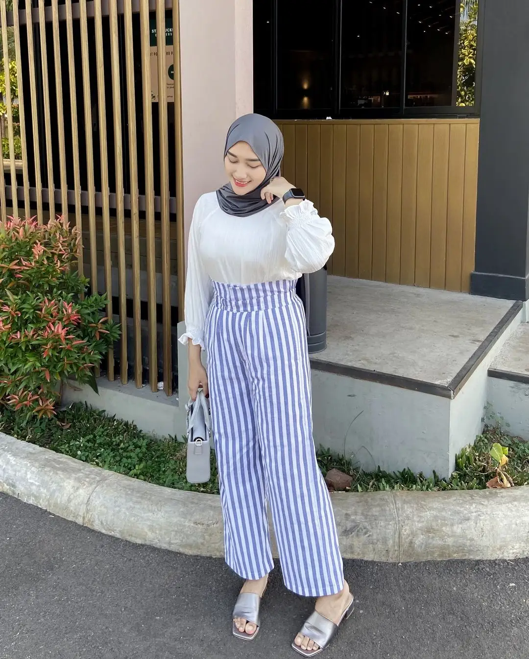 7 Inspirasi OOTD High Waist Kulot, Tampil Modis dan Stylish!