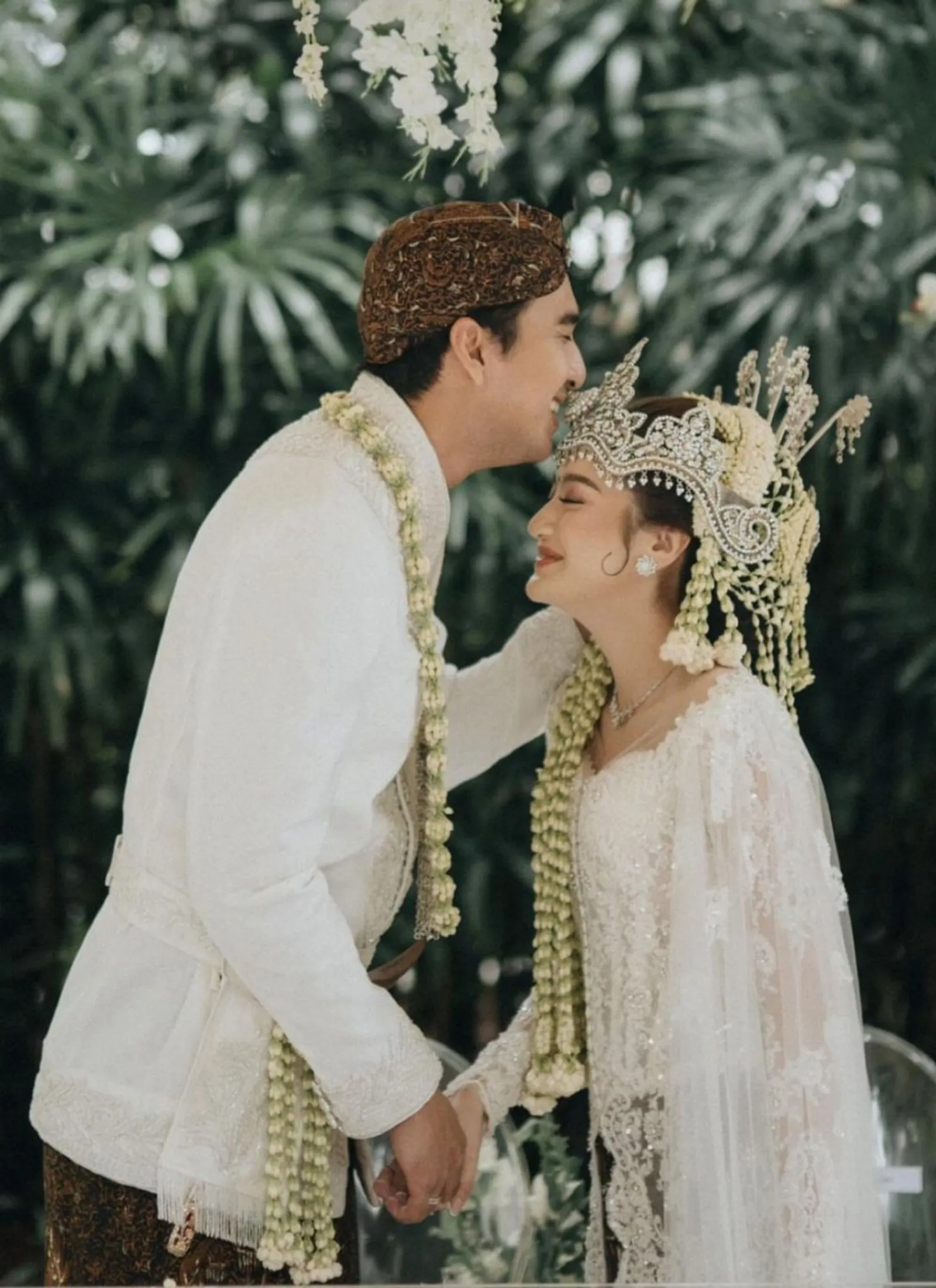 7 Detail Busana Akad Nikah Salshabilla Adriani & Ibrahim Risyad