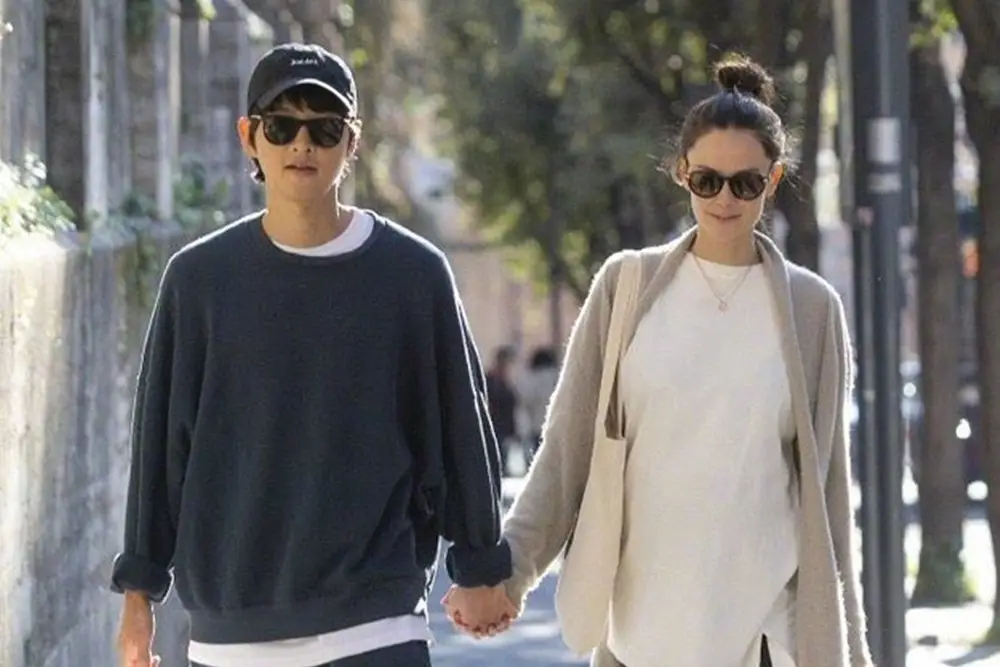 Selamat! Song Joong Ki dan Katy Louise Sambut Kelahiran Anak Kedua