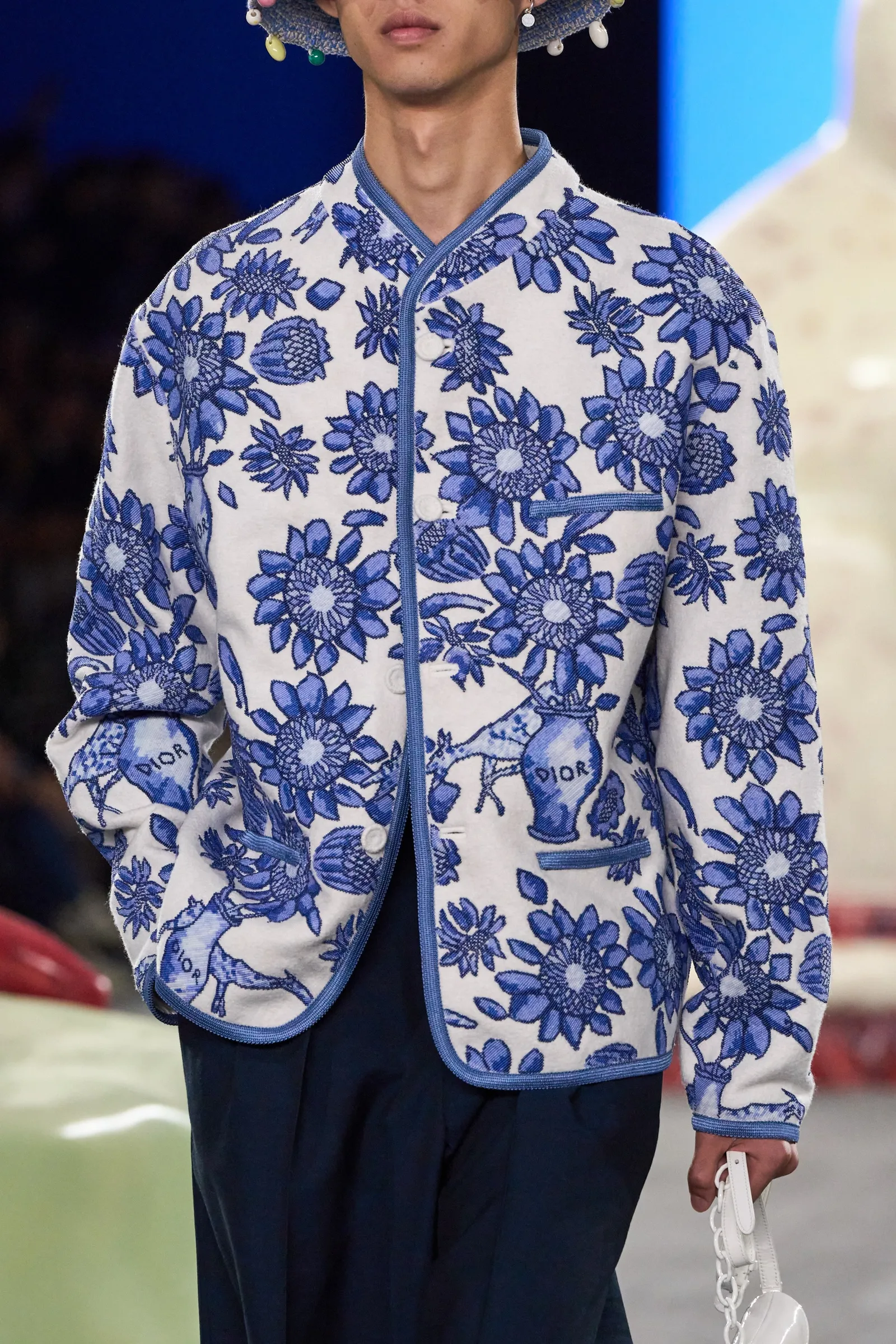 Dior Homme Perlihatkan Inspirasi Kerajinan Keramik di S/S 2025