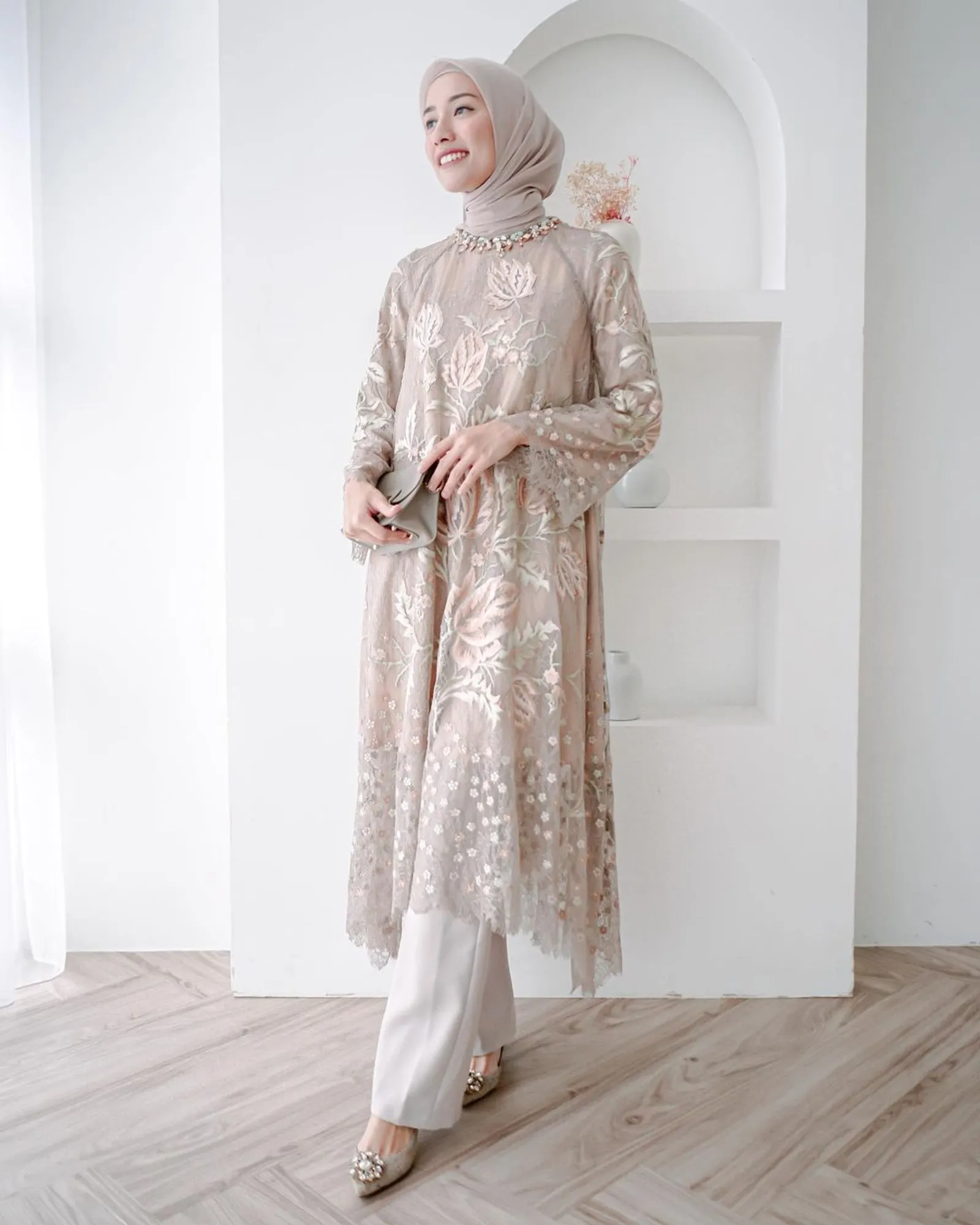 Deretan Model Baju Kurung Brokat untuk Pesta