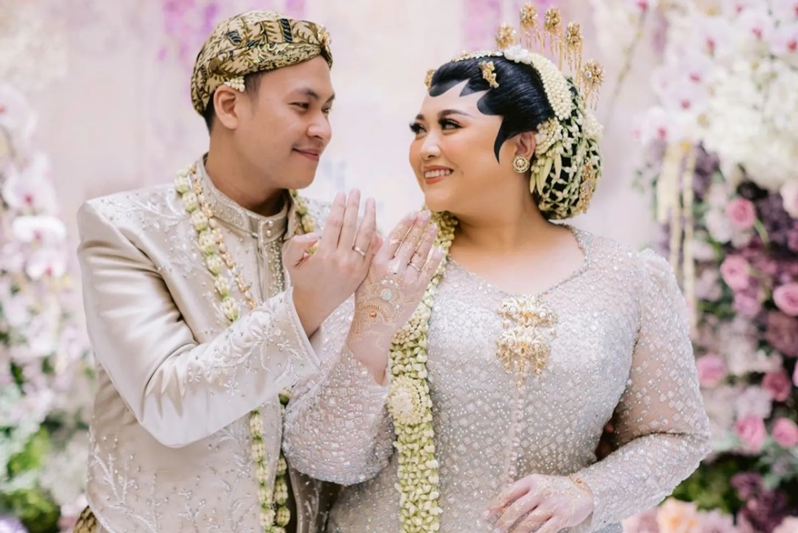 Tanggal Cantik, Ini Deretan Artis Indonesia yang Nikah pada 7 Juli