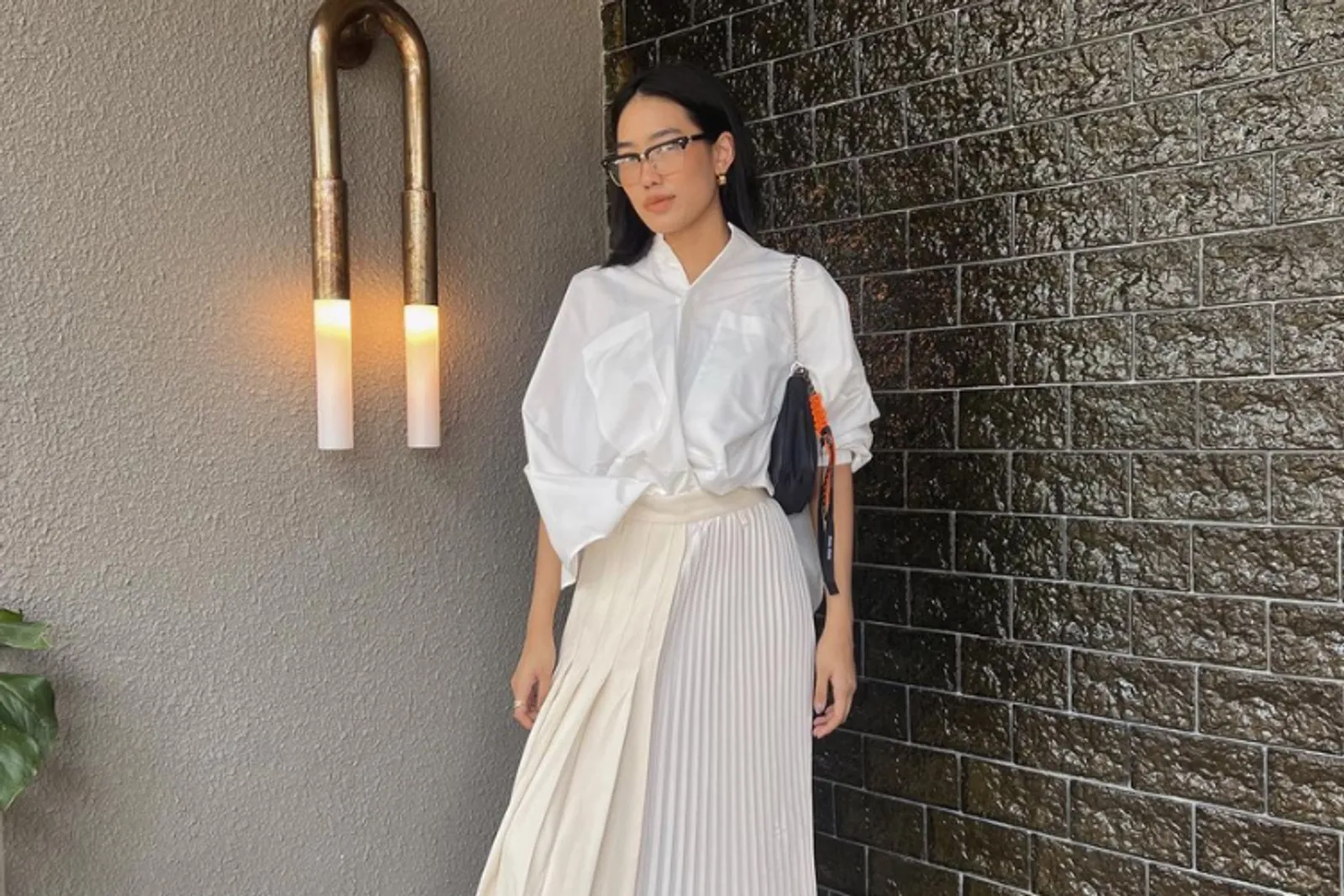 Macam-macam Rok Lipit Kekinian & Tips Padu-padannya yang Stylish