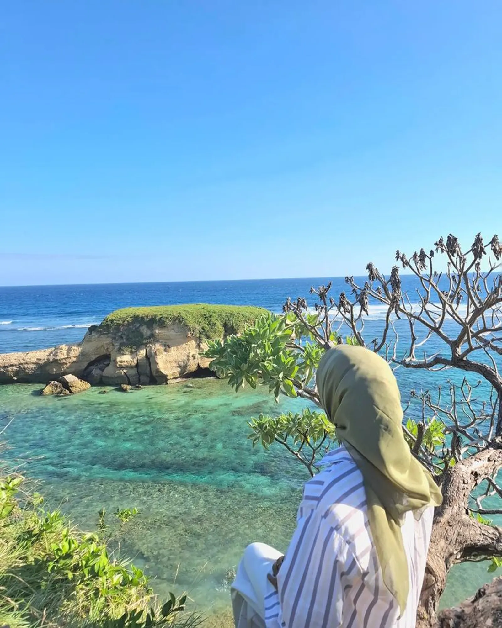 6 Aktivitas Seru di Pantai Kura-kura Lombok yang Harus Kamu Coba