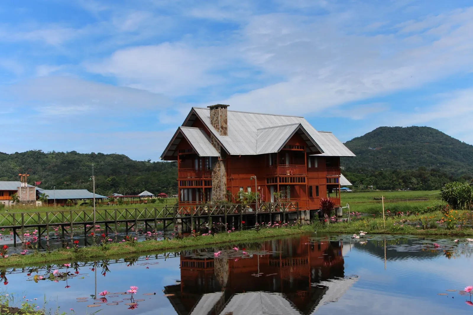 7 Tempat Wisata di Tondano, Didominasi Pesona Air khas Sulawesi