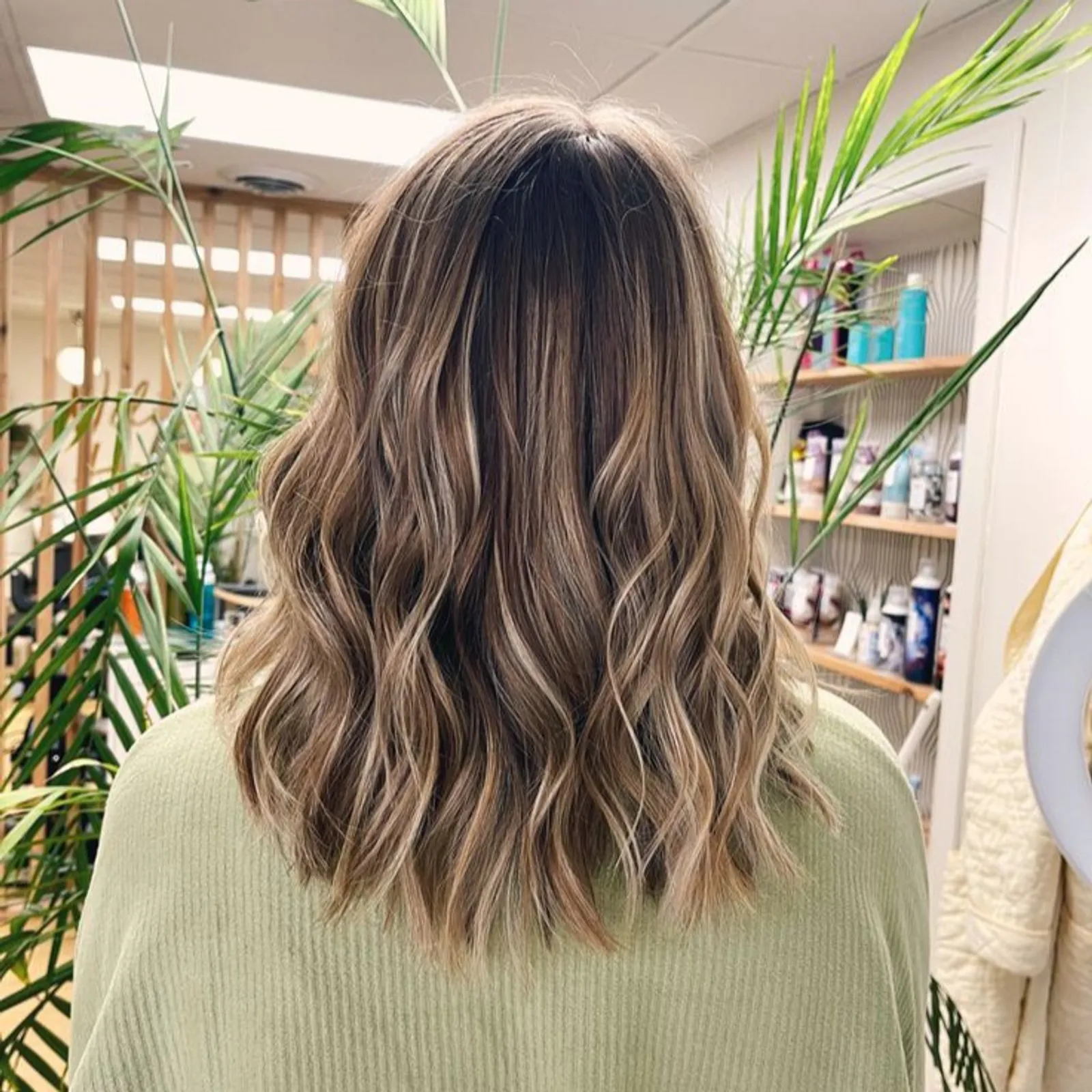 Inspirasi Balayage Rambut Pendek yang Bisa Kamu Coba 