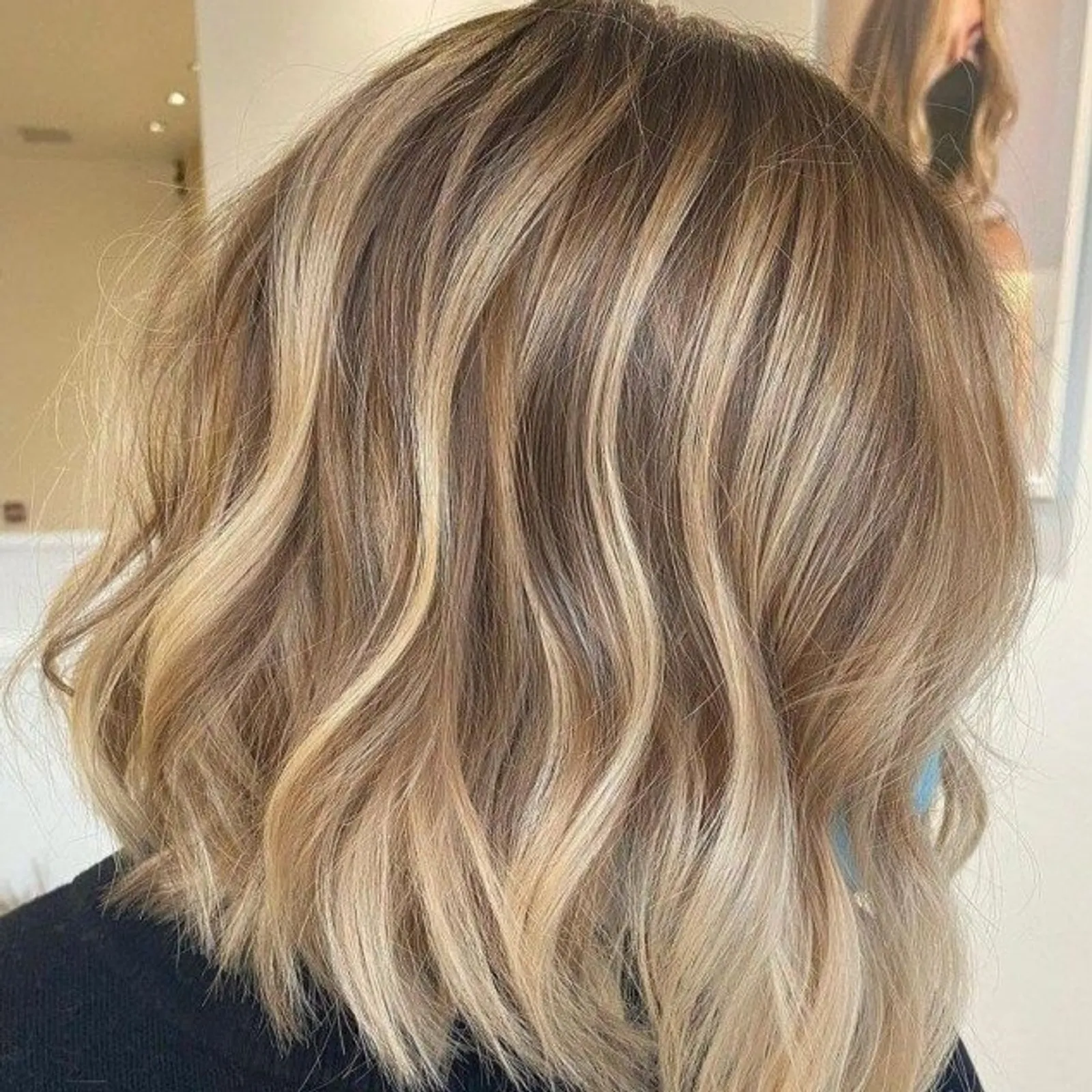 Inspirasi Balayage Rambut Pendek yang Bisa Kamu Coba 