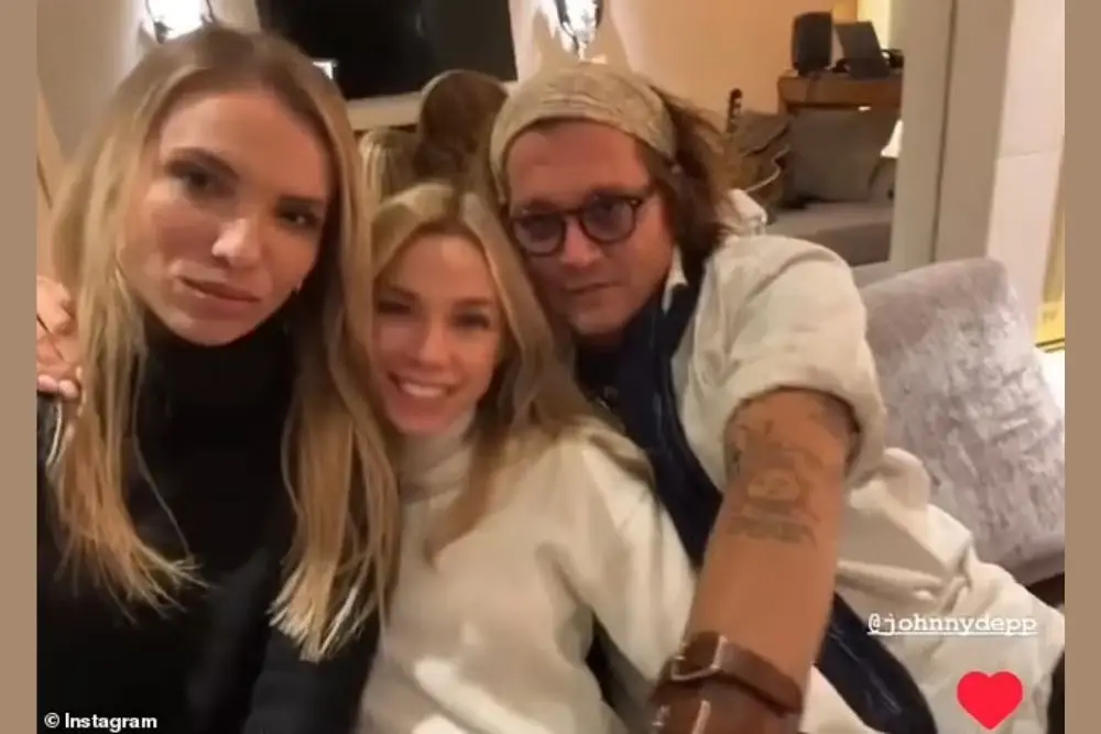 Siap Buka Hati, Johnny Depp Dirumorkan Pacaran dengan Model Rusia