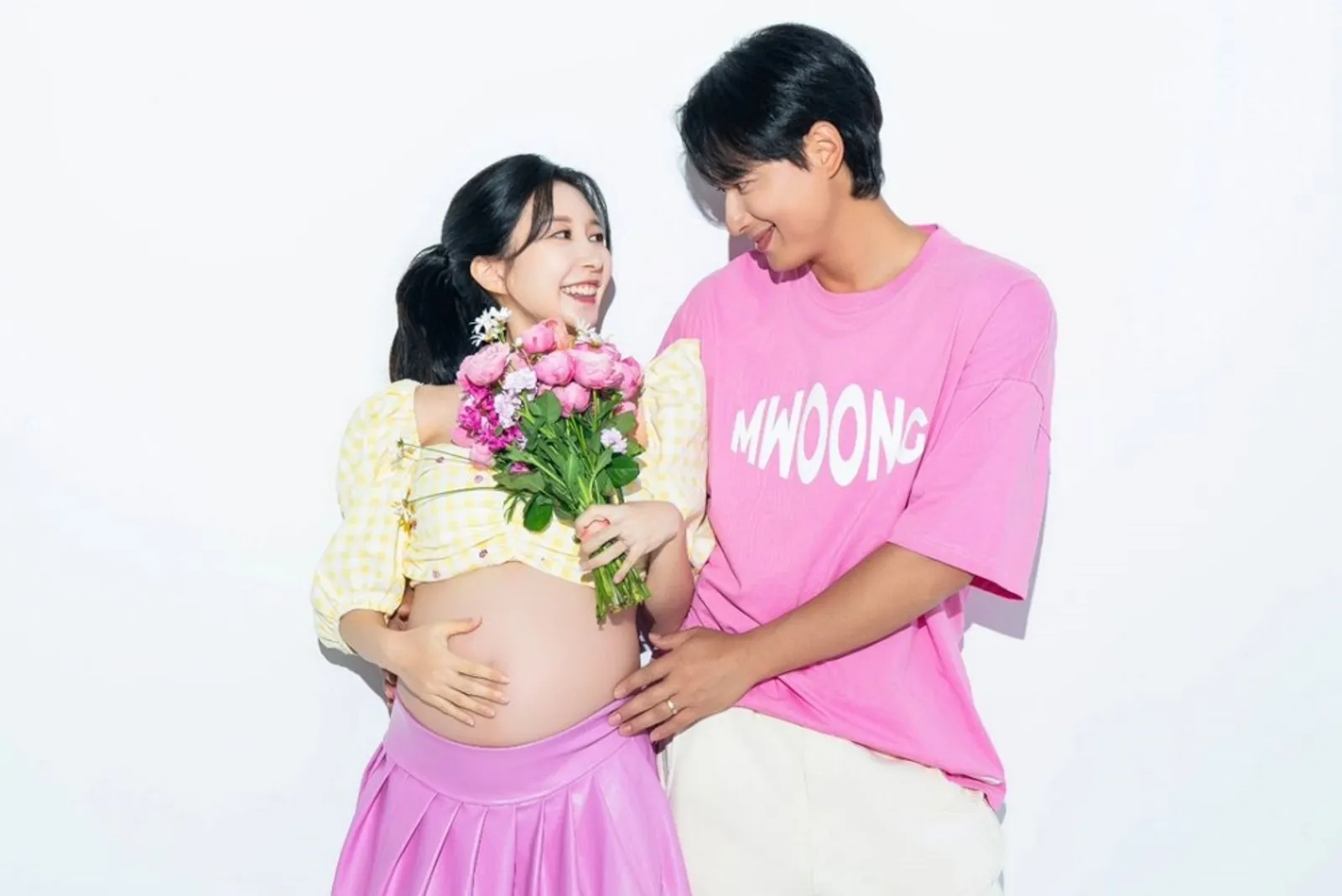 Kisah Cinta Lee Ji Hoon dan Miura Ayane, Sambut Anak Pertama!