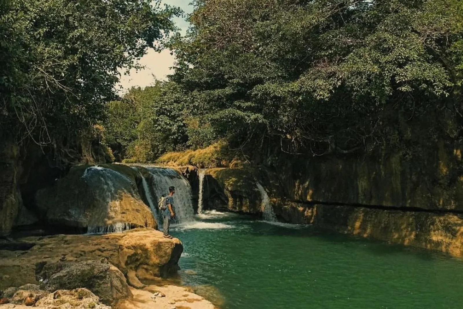 Curug Panetean Tasikmalaya: Lokasi, Harga Tiket, dan Daya Tarik