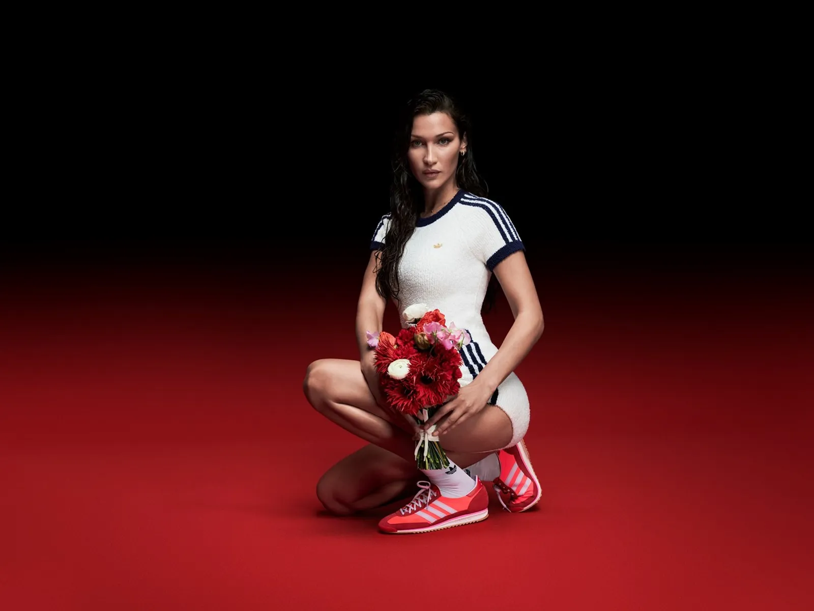 adidas Hapus Foto Kampanye Bella Hadid dari Promosi Sepatu SL72