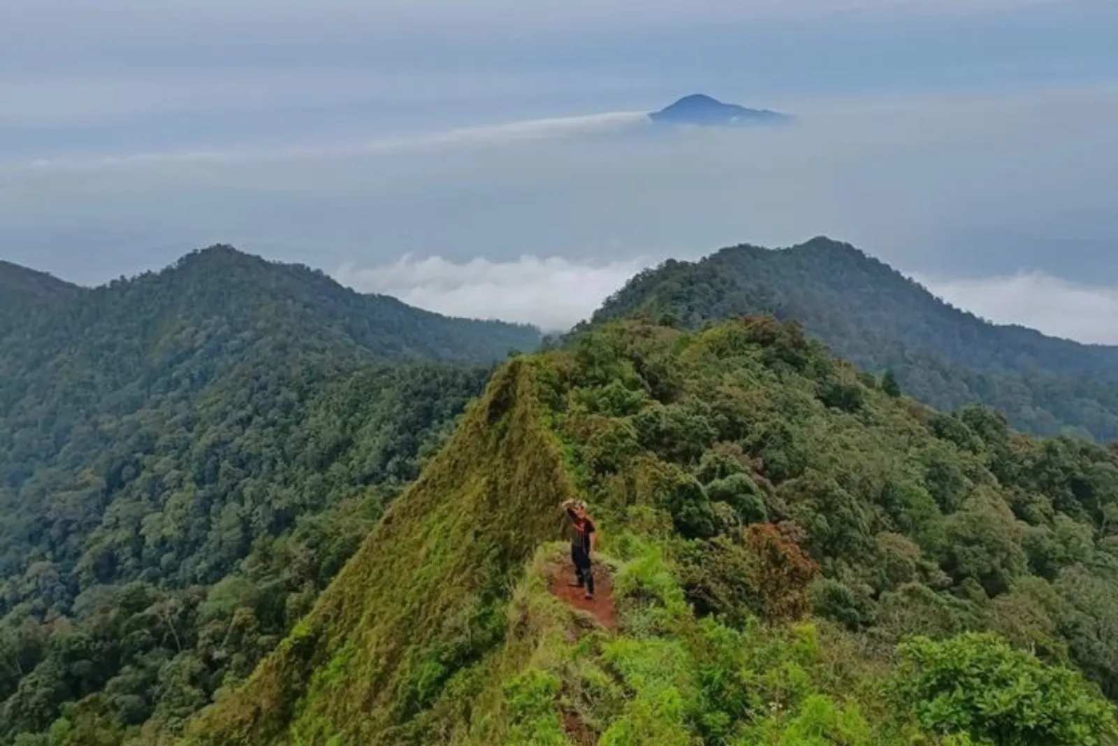 8 Tempat Wisata di Sumedang yang Suguhkan Panorama Alam