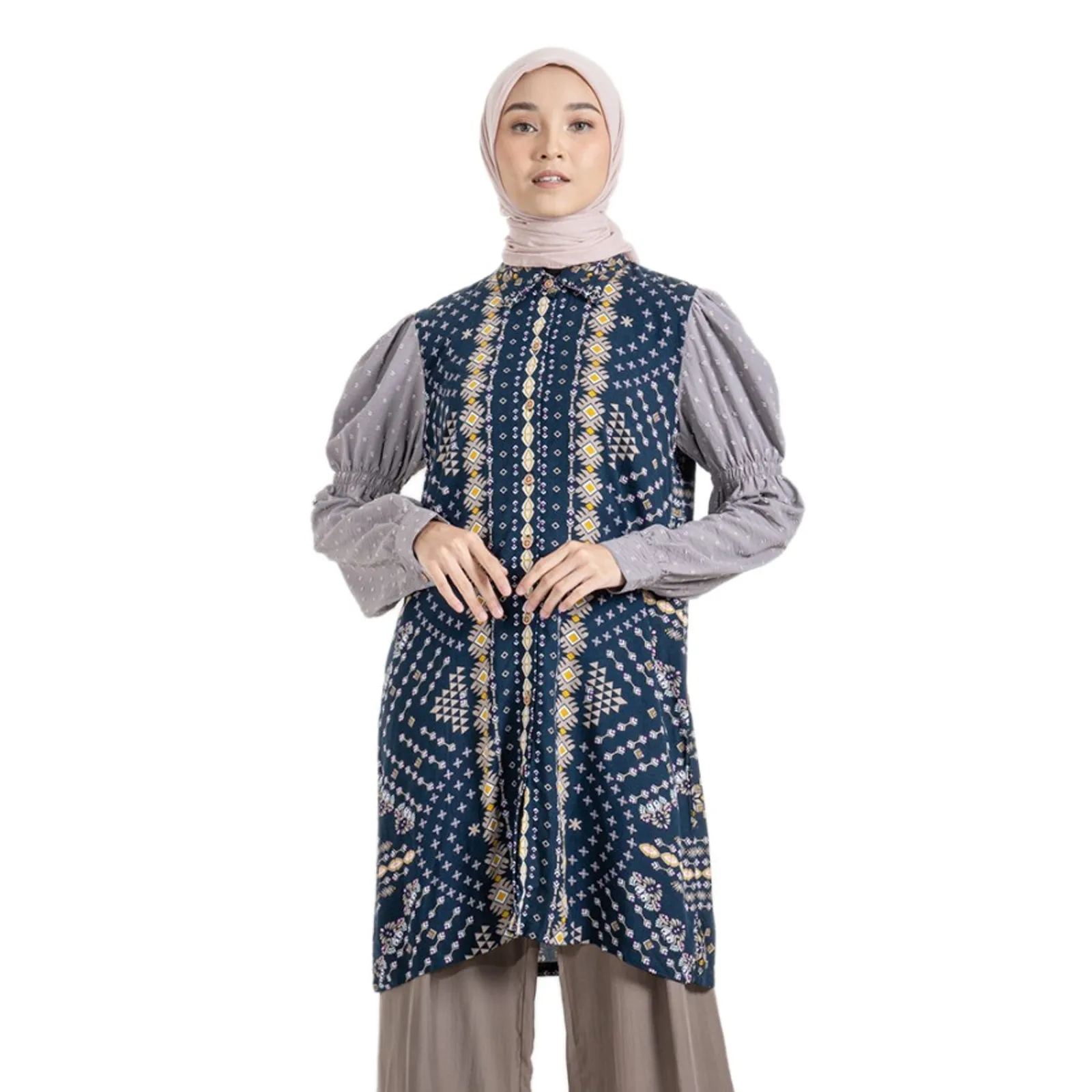 Rekomendasi Model Baju Batik Tunik Kantoran yang Modis