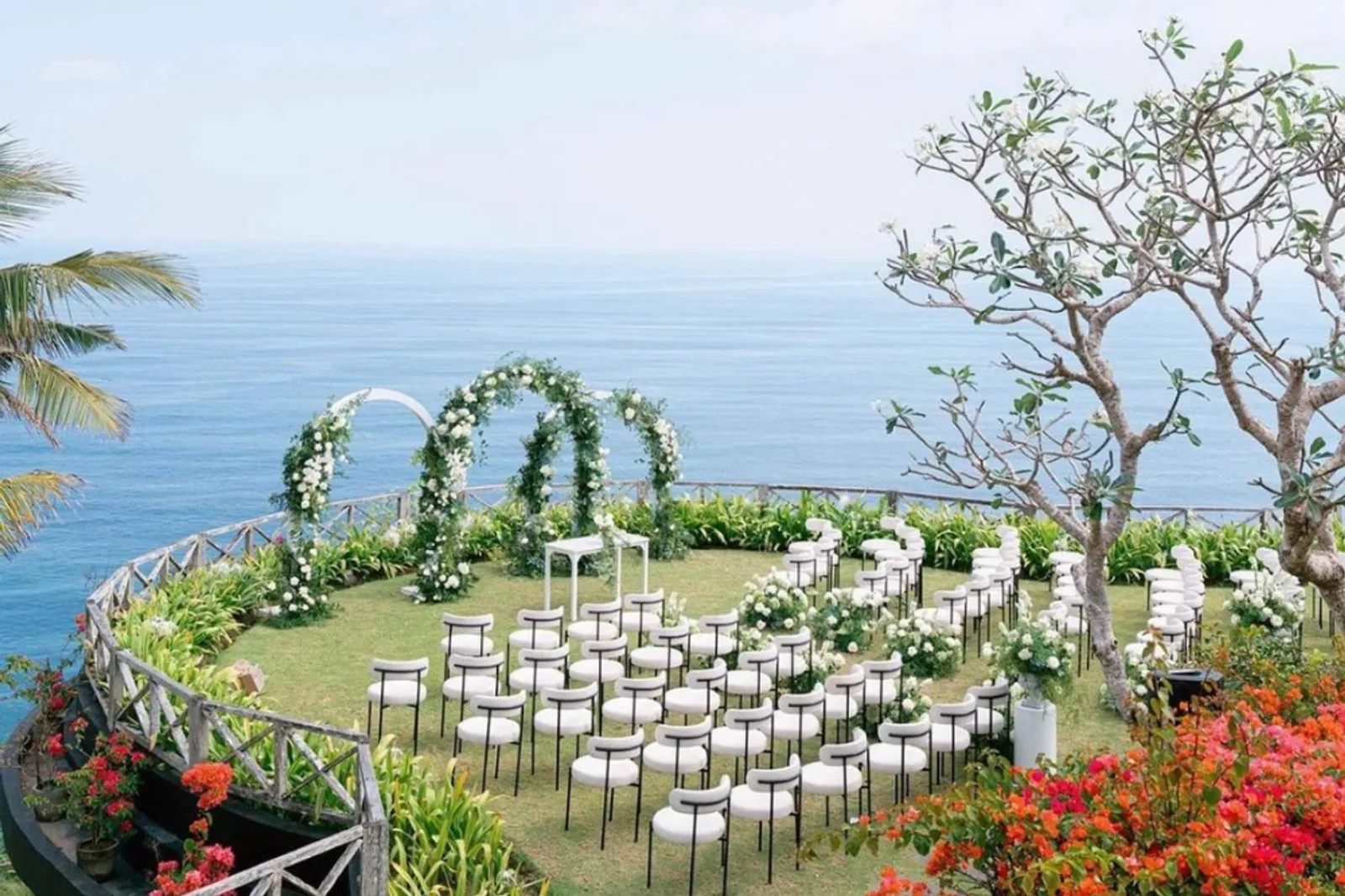 8 Rekomendasi Venue Wedding Outdoor di Bali dengan Pemandangan Indah