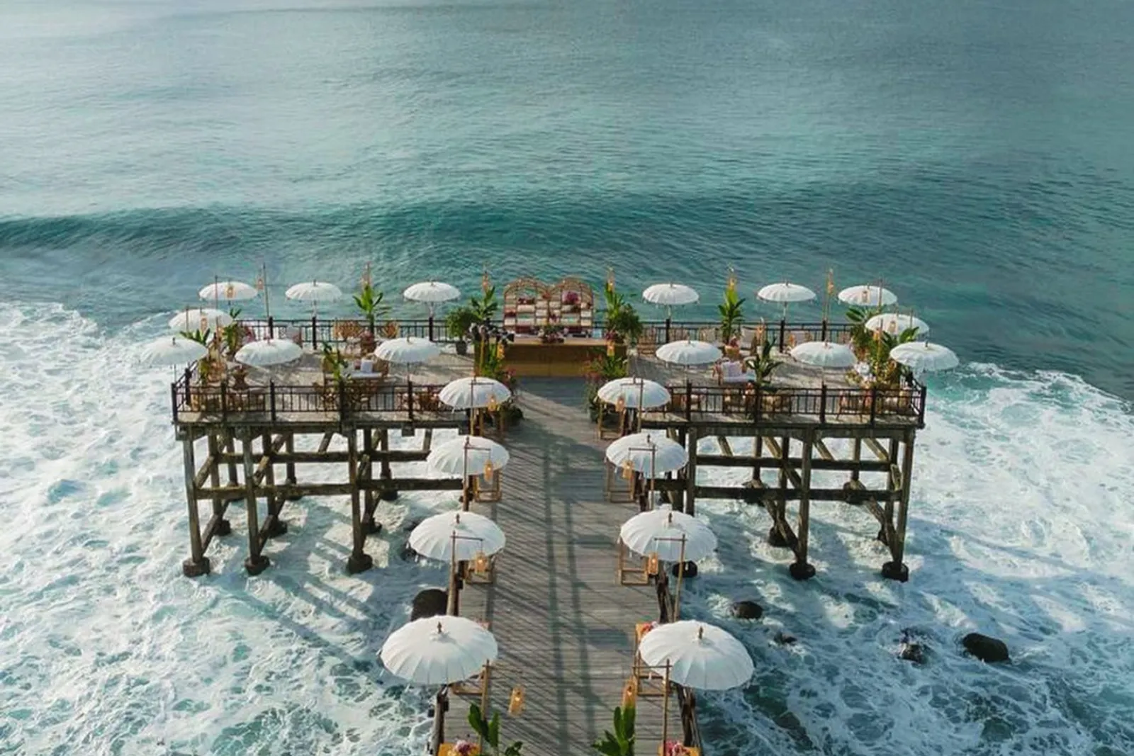 8 Rekomendasi Venue Wedding Outdoor di Bali dengan Pemandangan Indah