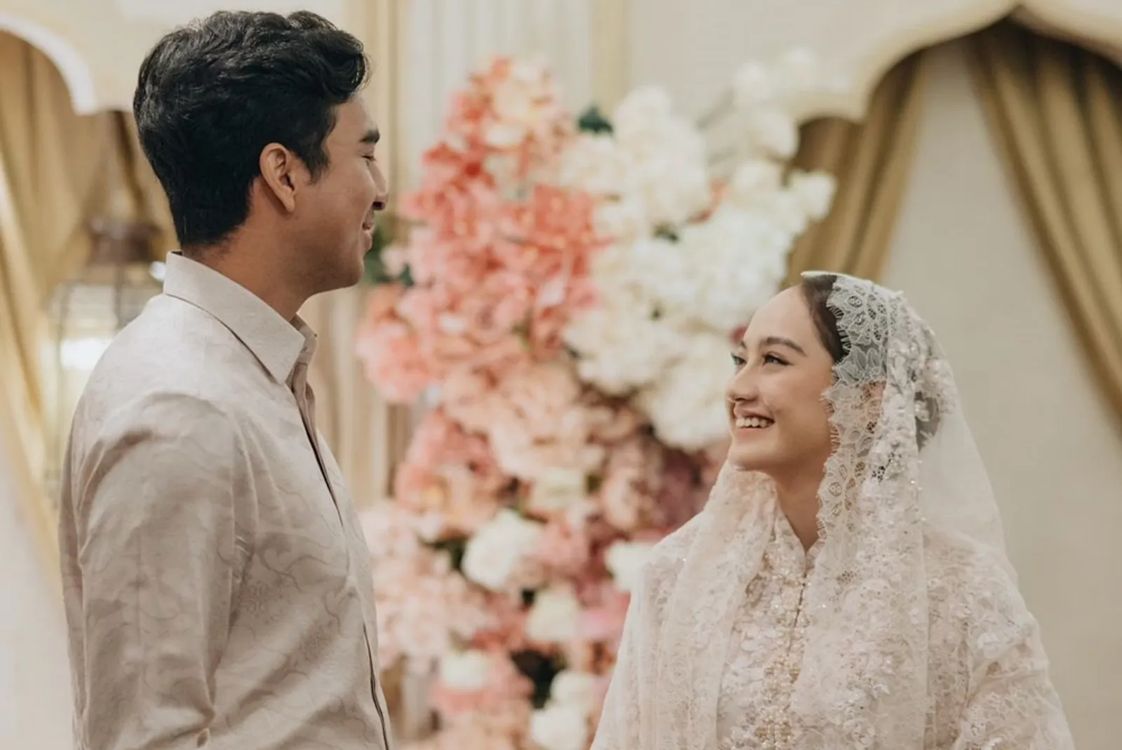 5 Artis yang Menggelar Pengajian Jelang Nikah Bersama Pasangan