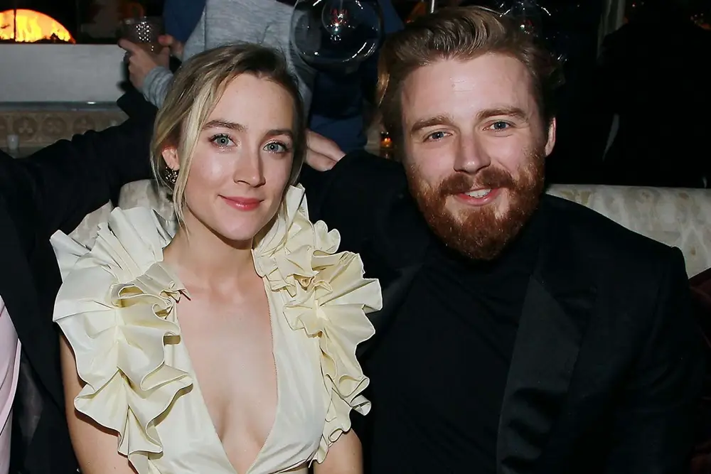 Resmi Menikah, Ini 5 Fakta Asmara Saoirse Ronan dan Jack Lowden