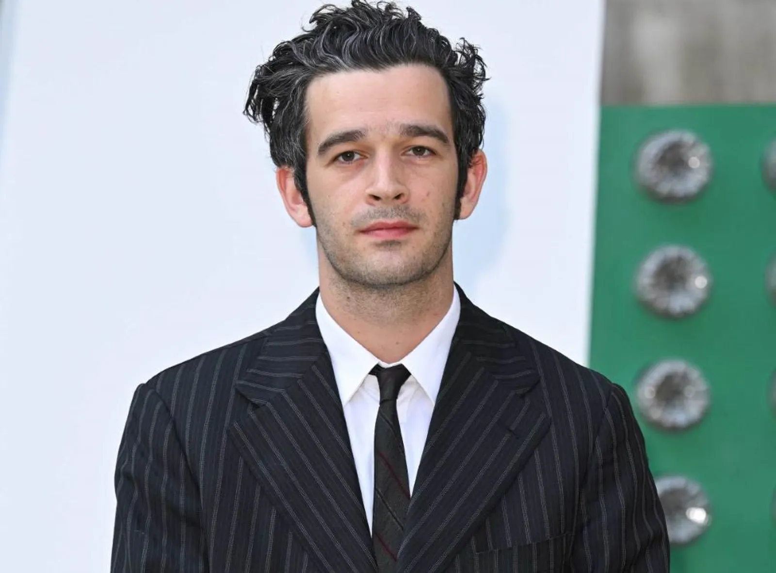 The 1975 & Matty Healy Dituntut Rp39 Miliar, Buntut Aksi Ciuman