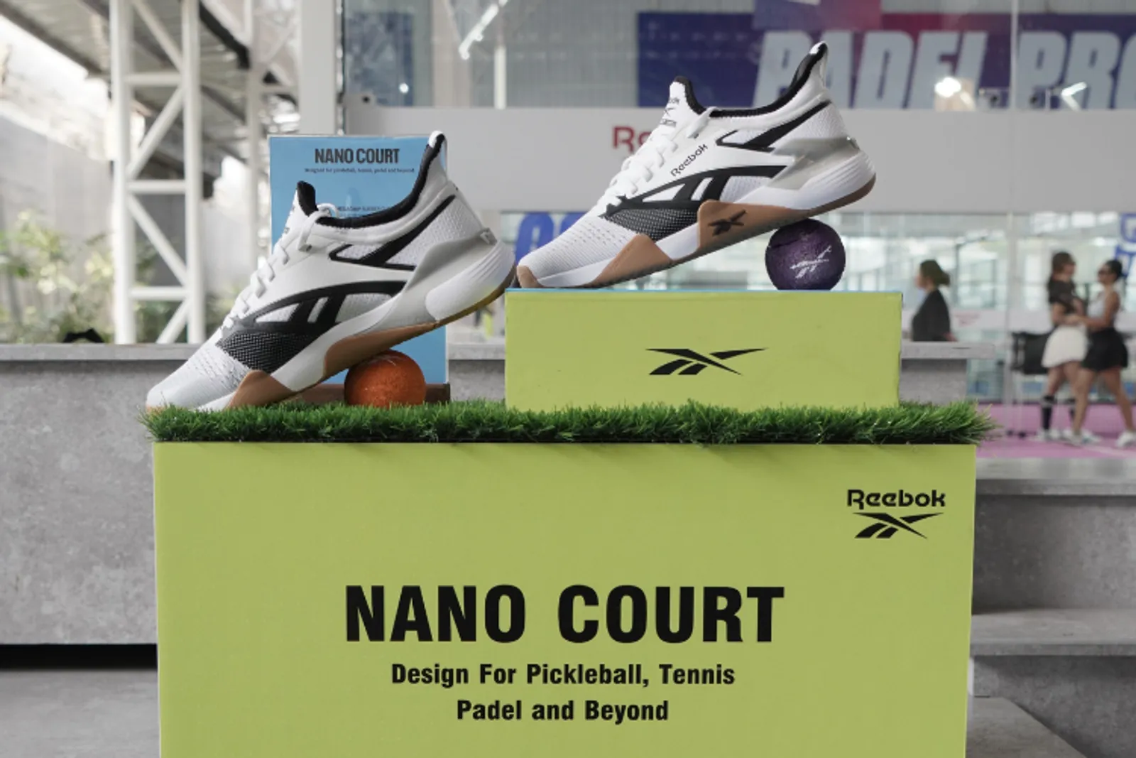 Koleksi Nano Court dari Reebok Kini Telah Hadir di Indonesia