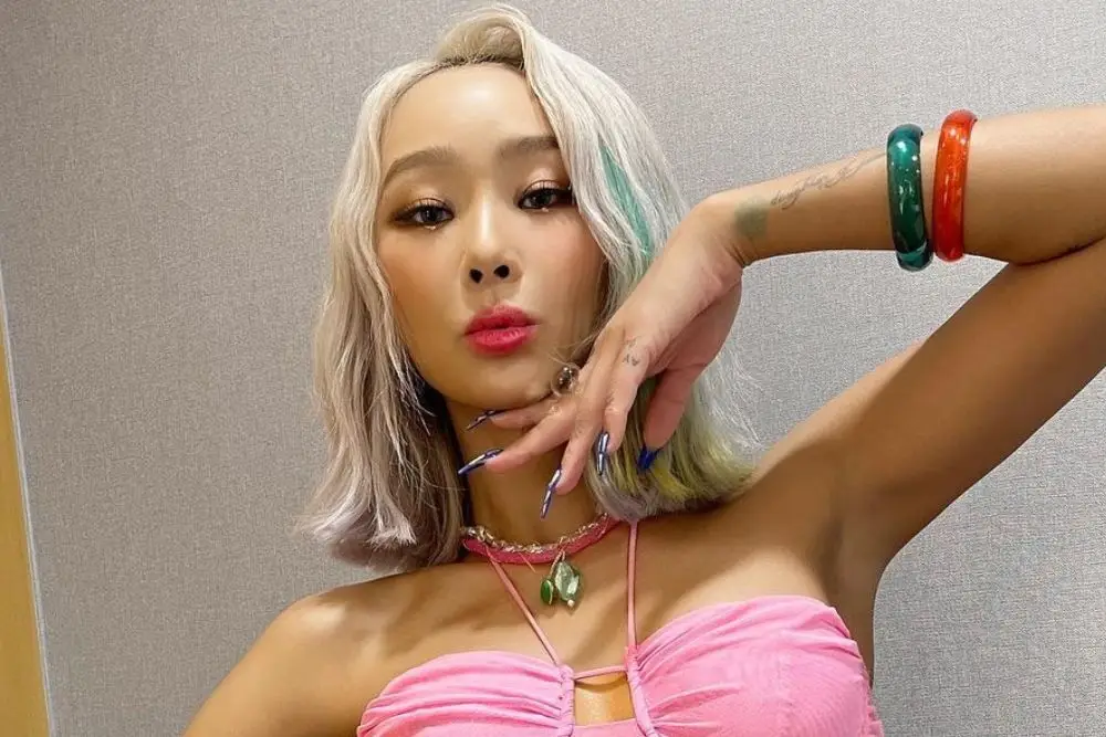 Intip dan Tiru Makeup Look A la Hyolyn, Buat Tampilan Sempurna