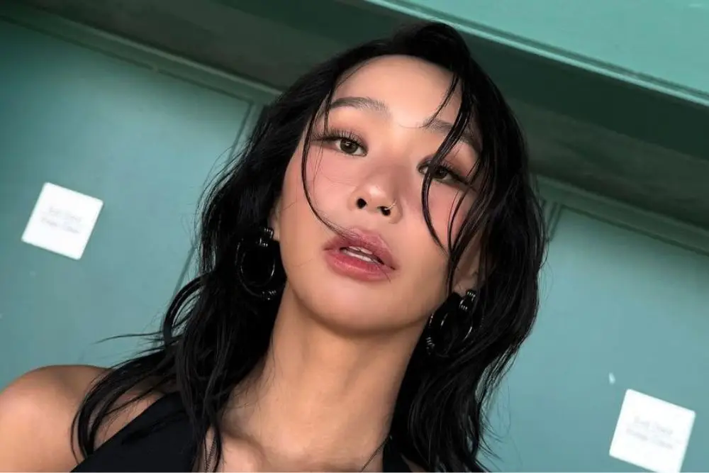 Intip dan Tiru Makeup Look A la Hyolyn, Buat Tampilan Sempurna