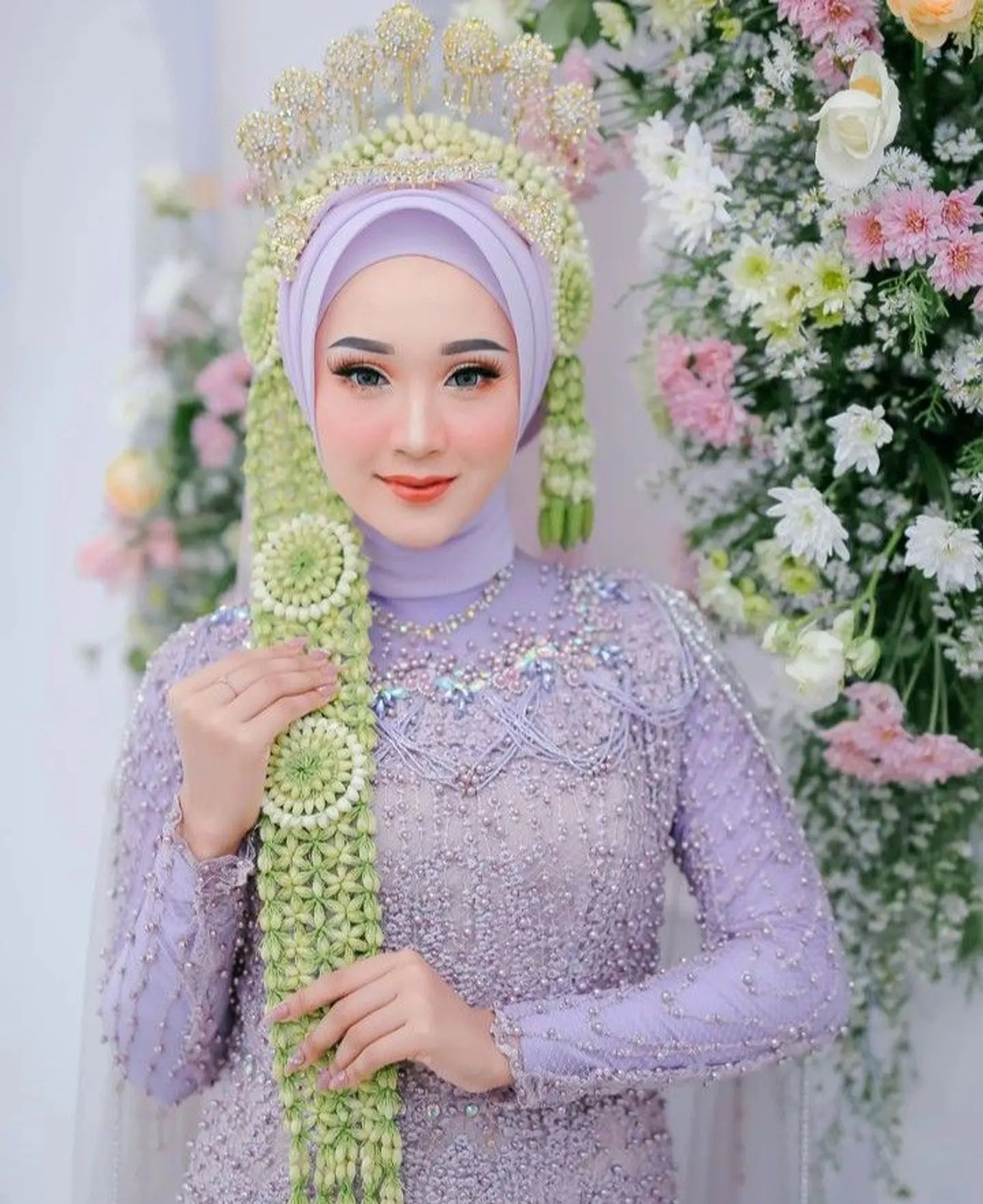 Baju Pengantin Adat Jawa Hijab Modern, Memesona!