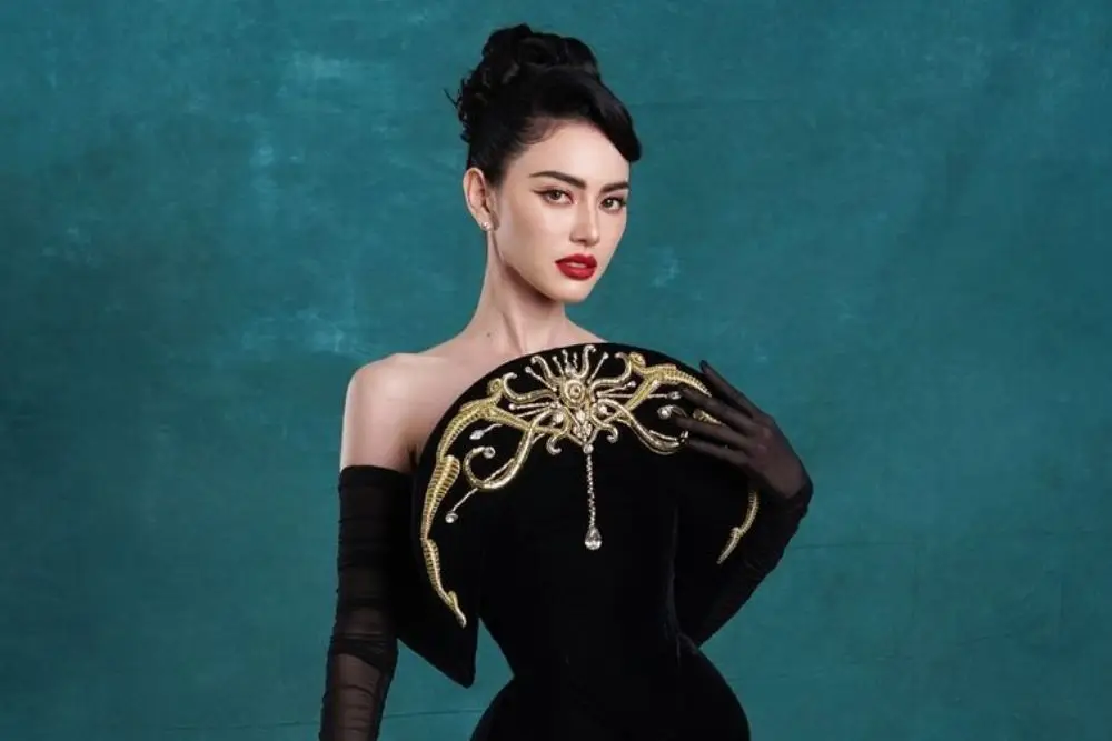 Gaya Makeup Davika Hoorne, Selalu Tampil Sempurna