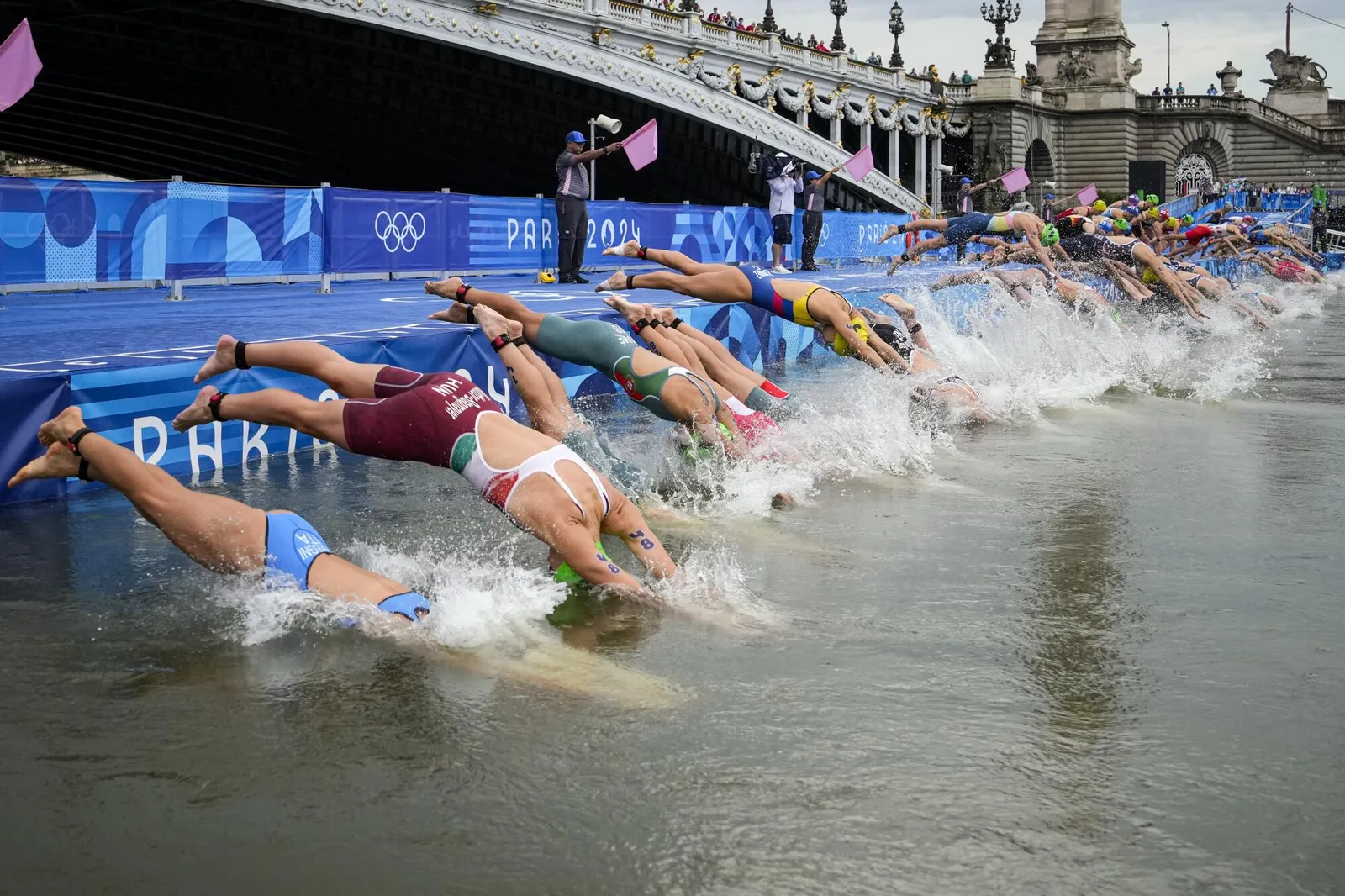 10 Kontroversi yang Membuat Paris Dianggap Sebagai Olimpiade Terburuk