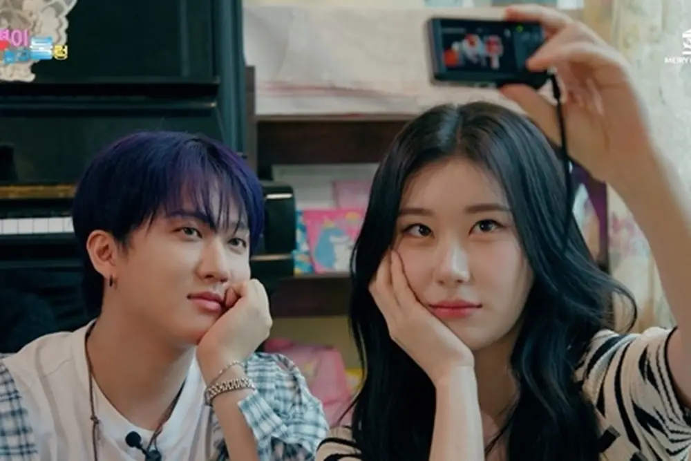 5 Fakta Persahabatan Chaeryong ‘ITZY’ dan Changbin ‘Stray Kids’