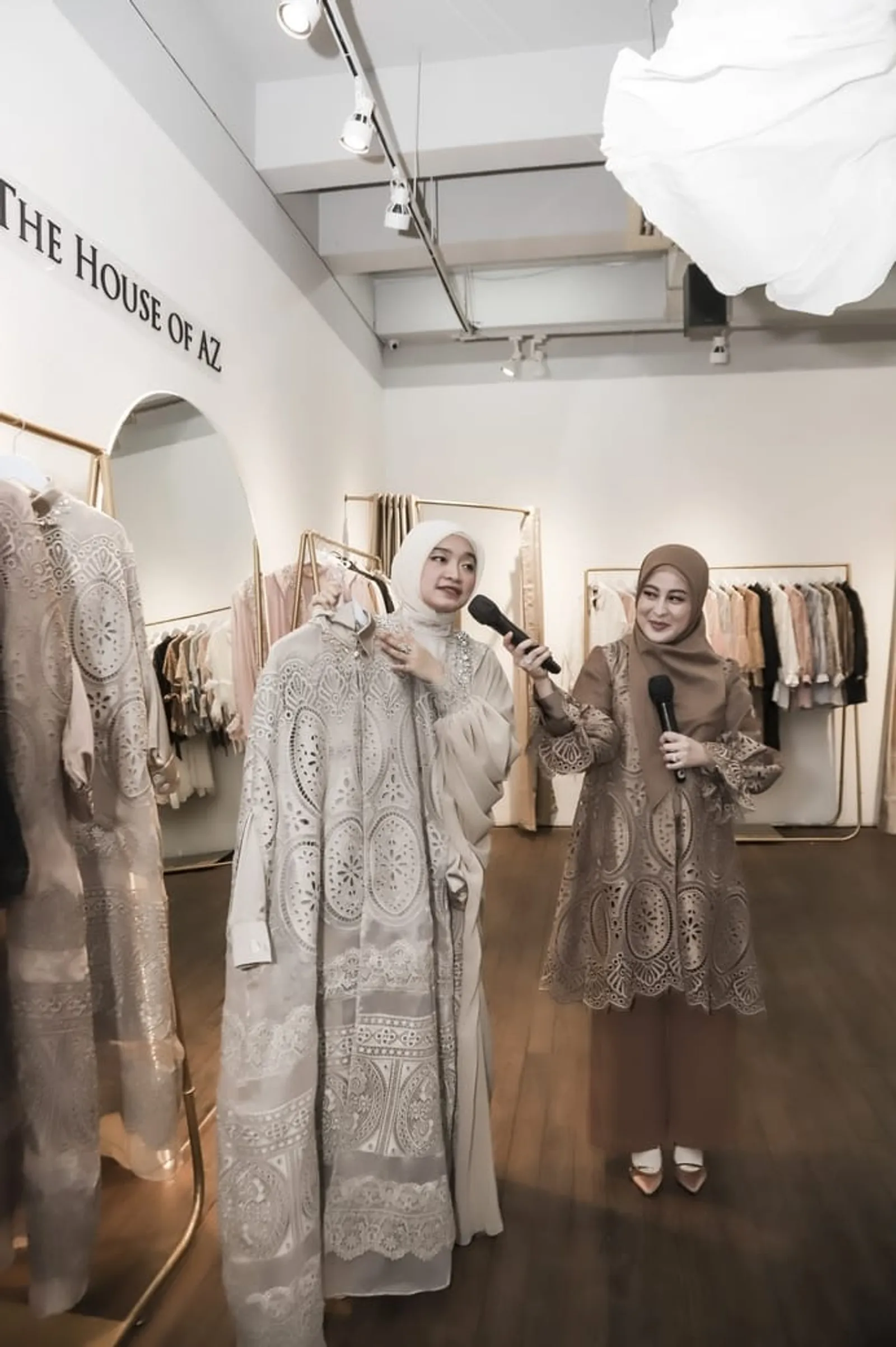 Kolaborasi Ayu Dyah Andari x Zeta Privé Lahirkan 'HOUSE OF AZ'