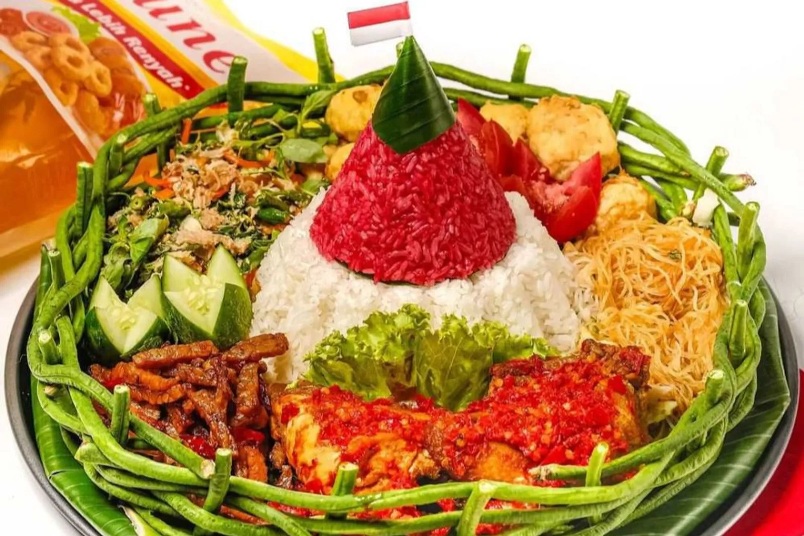 13 Ide Makanan Merah Putih, Cocok untuk Acara 17 Agustus