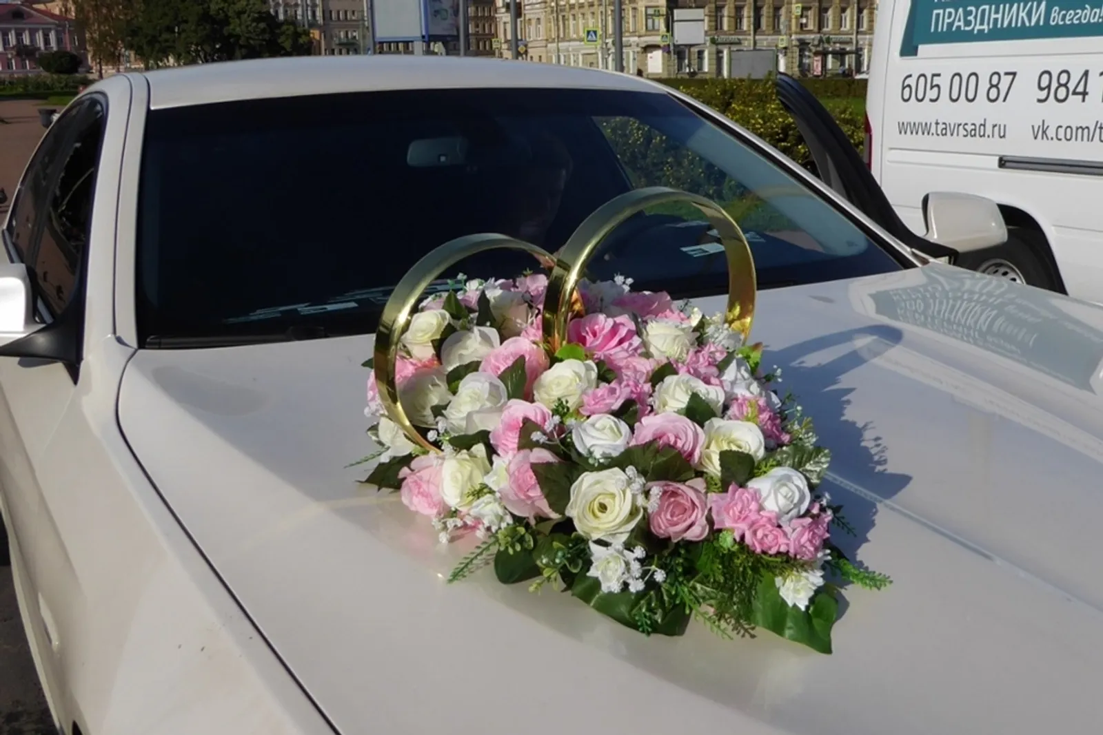 10 Dekorasi Wedding Car Inspirasi untuk Mobil Pengantinmu