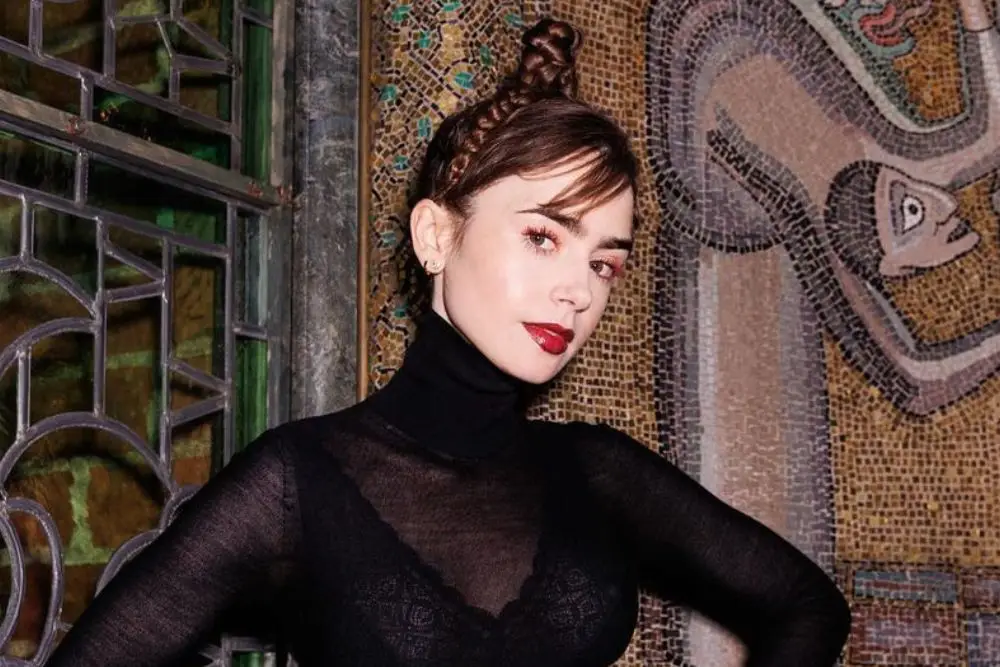 Makeup Look Lily Collins, Matte dan Elegan!