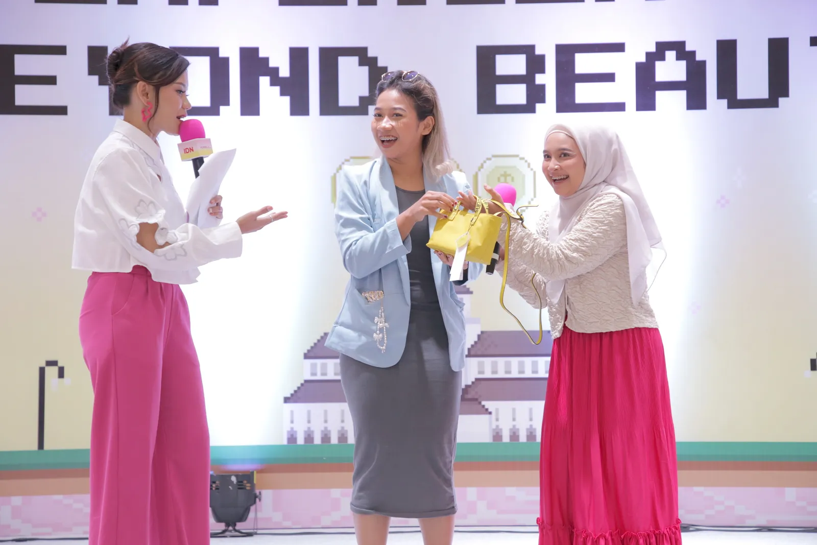 Intip Keseruan Kegiatan Hari Kedua BFA Bandung 2024, Ada Lomba 17-an!