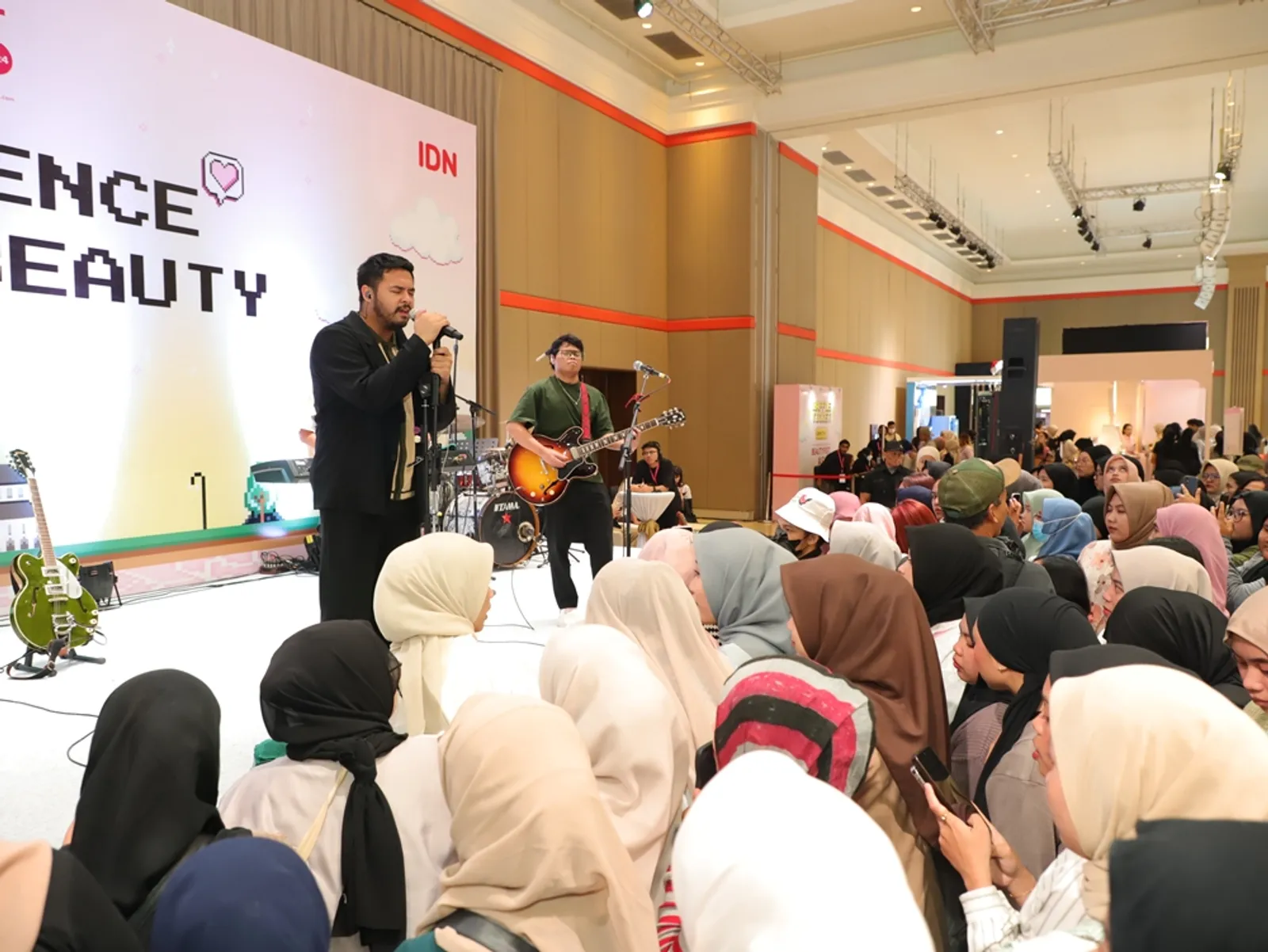 Serunya Nonton Bareng Penampilan Nadhif di BFA Bandung Day-1